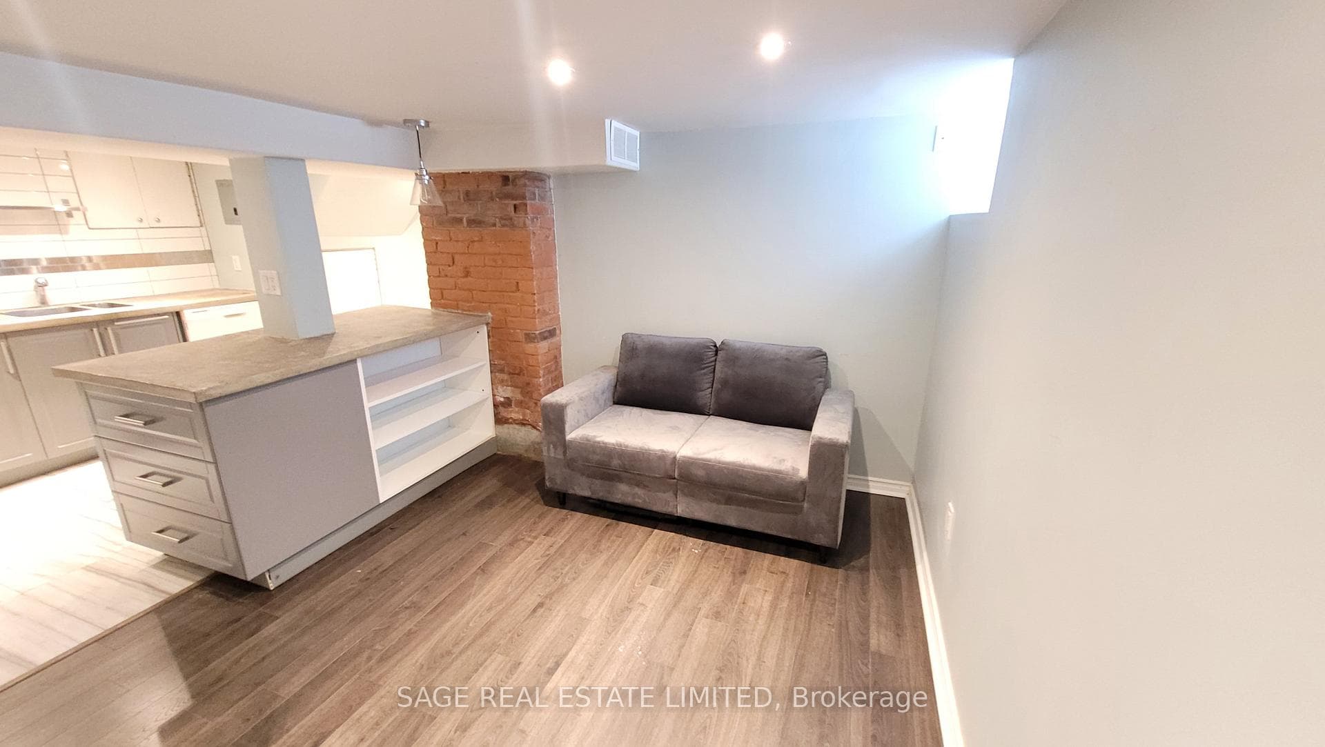 9 Wright Avenue Unit BSMT photo 10