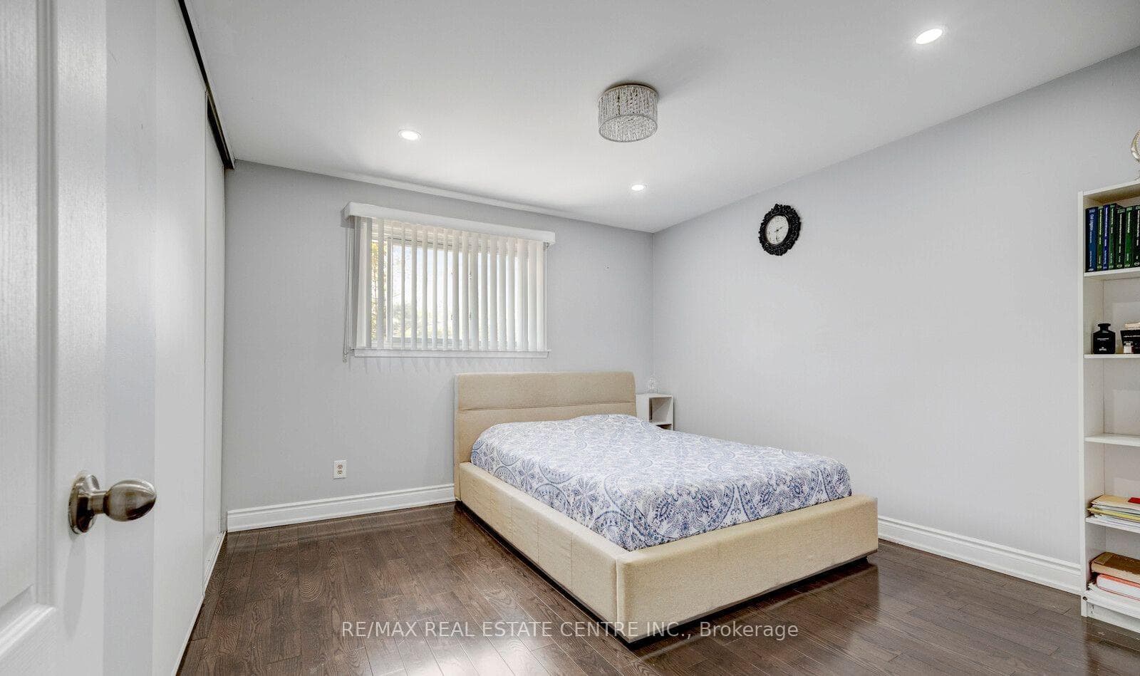 12 Charing Drive photo 20