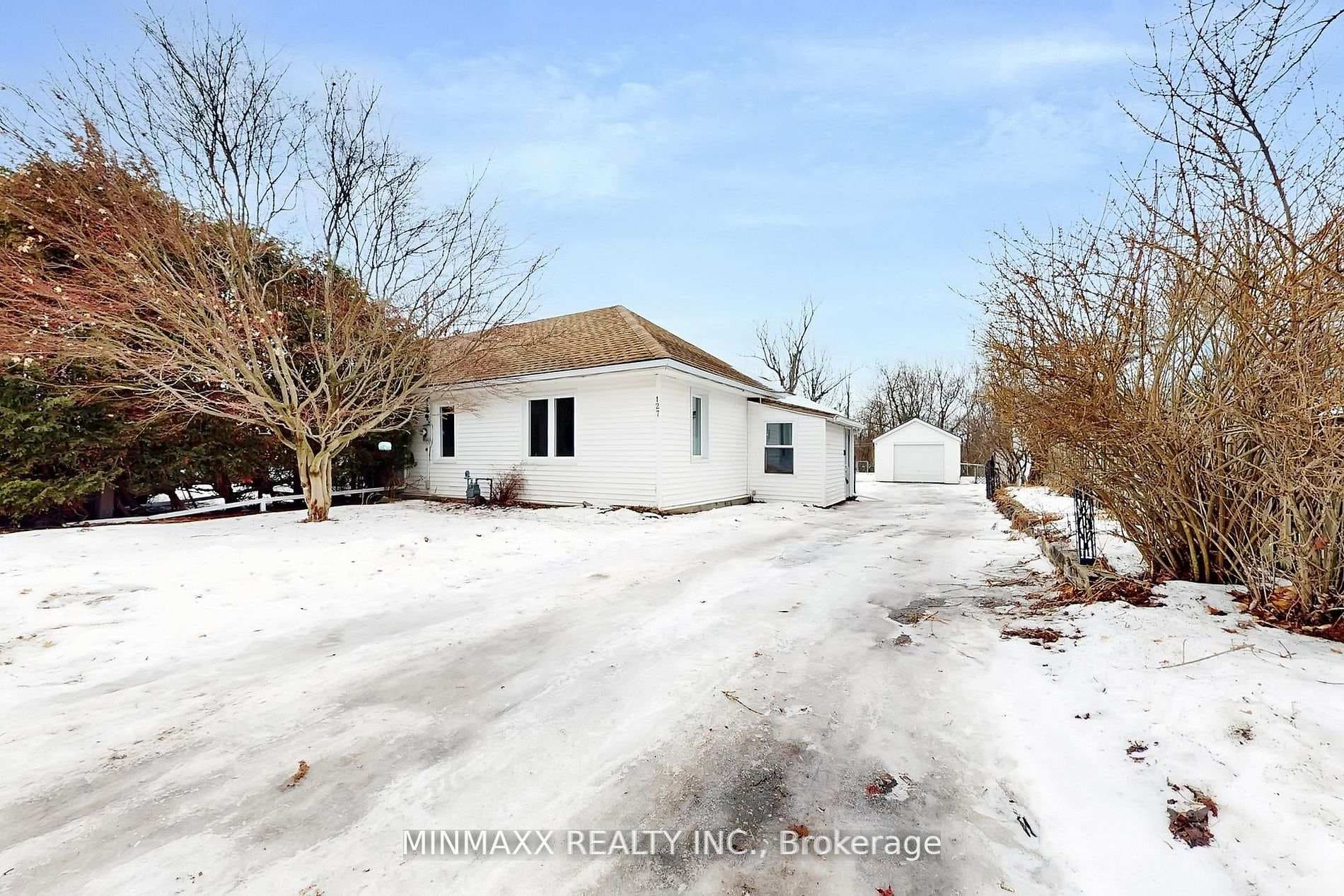 127 POPLAR Avenue photo 1