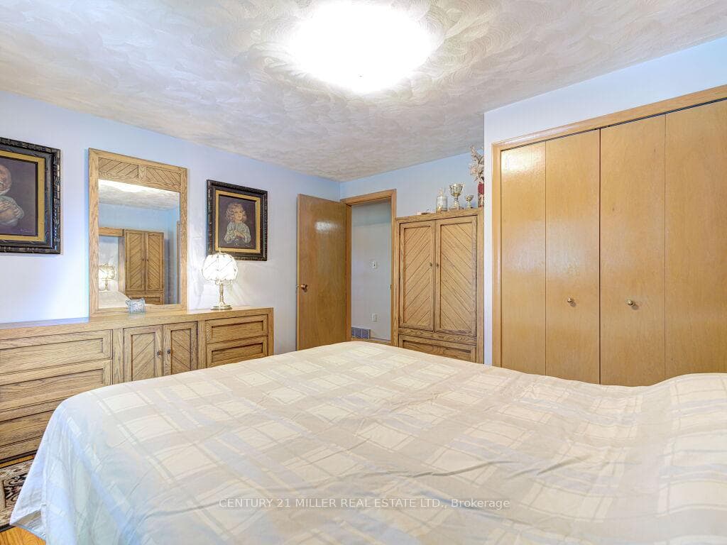 62 Mountbatten Drive photo 25