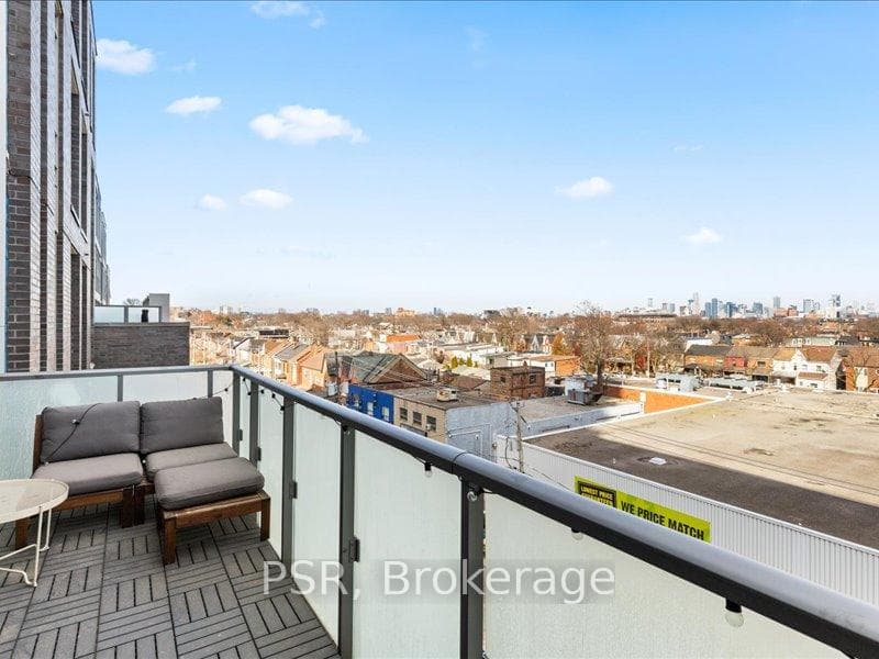 8 Gladstone Avenue Unit 504 photo 9