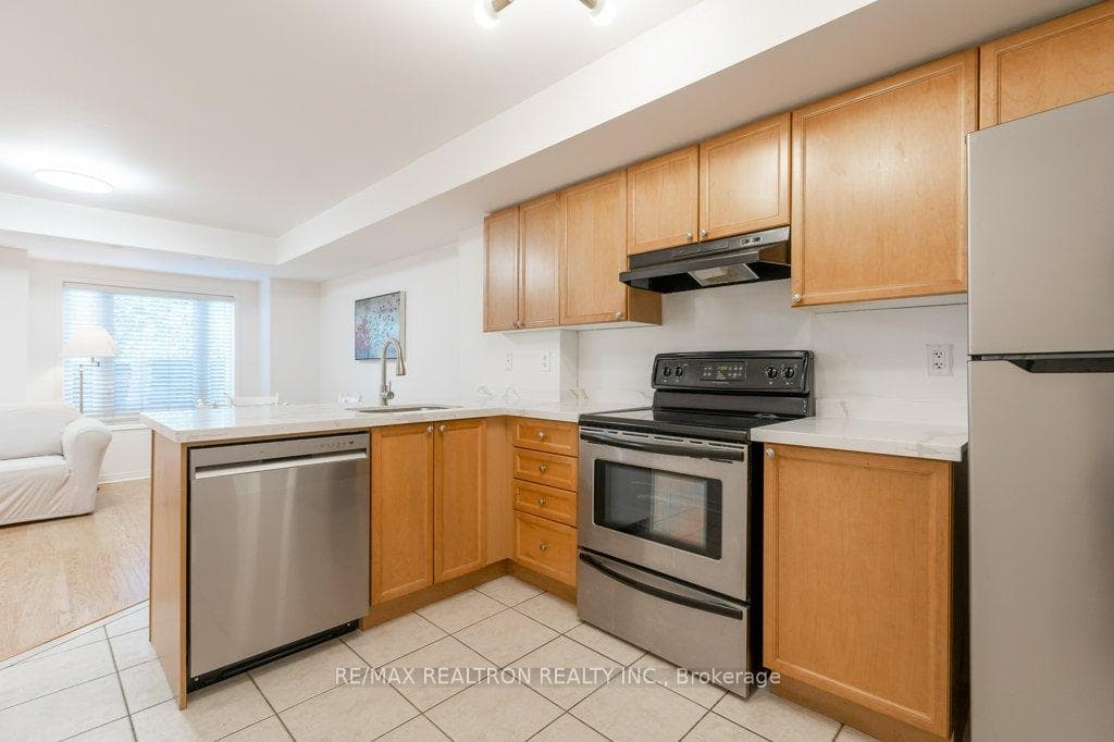306 John Street Unit #139 photo 19