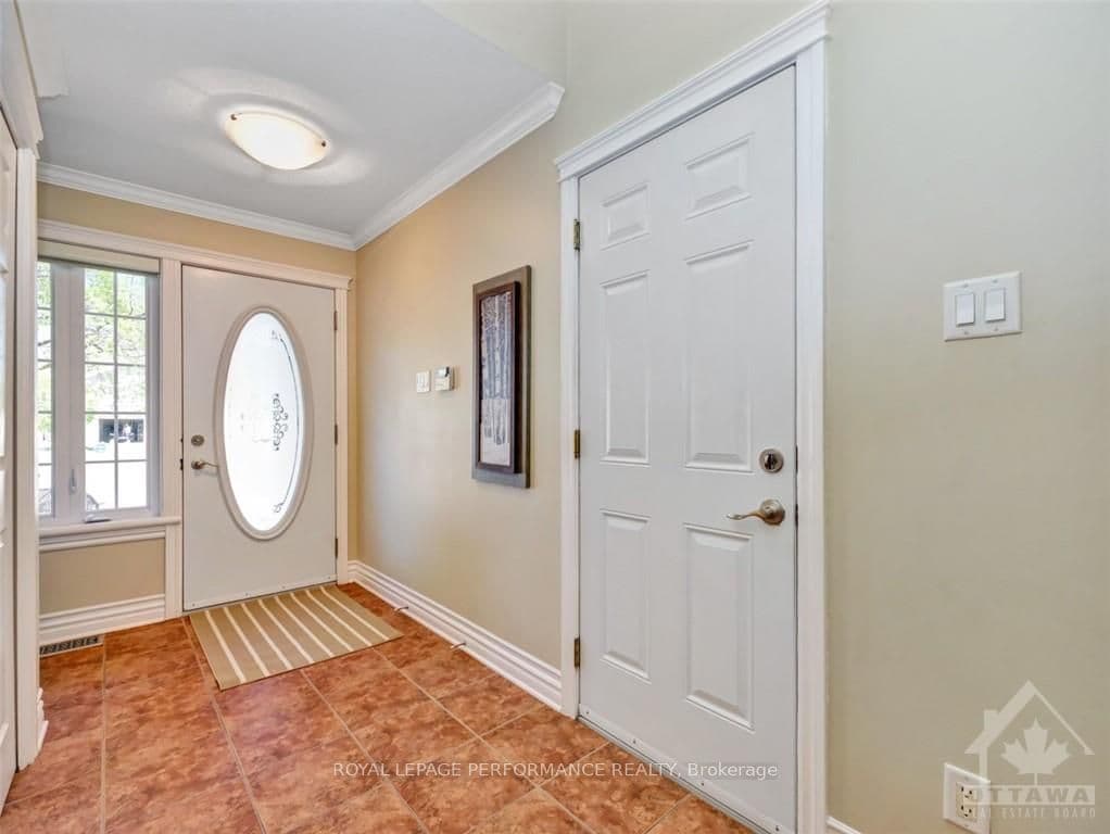 70 CALLAWAY Court photo 4