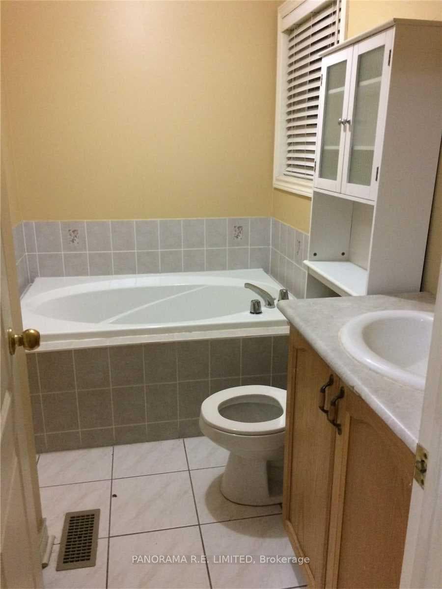 4820 Yorkshire Avenue Unit Main photo 6