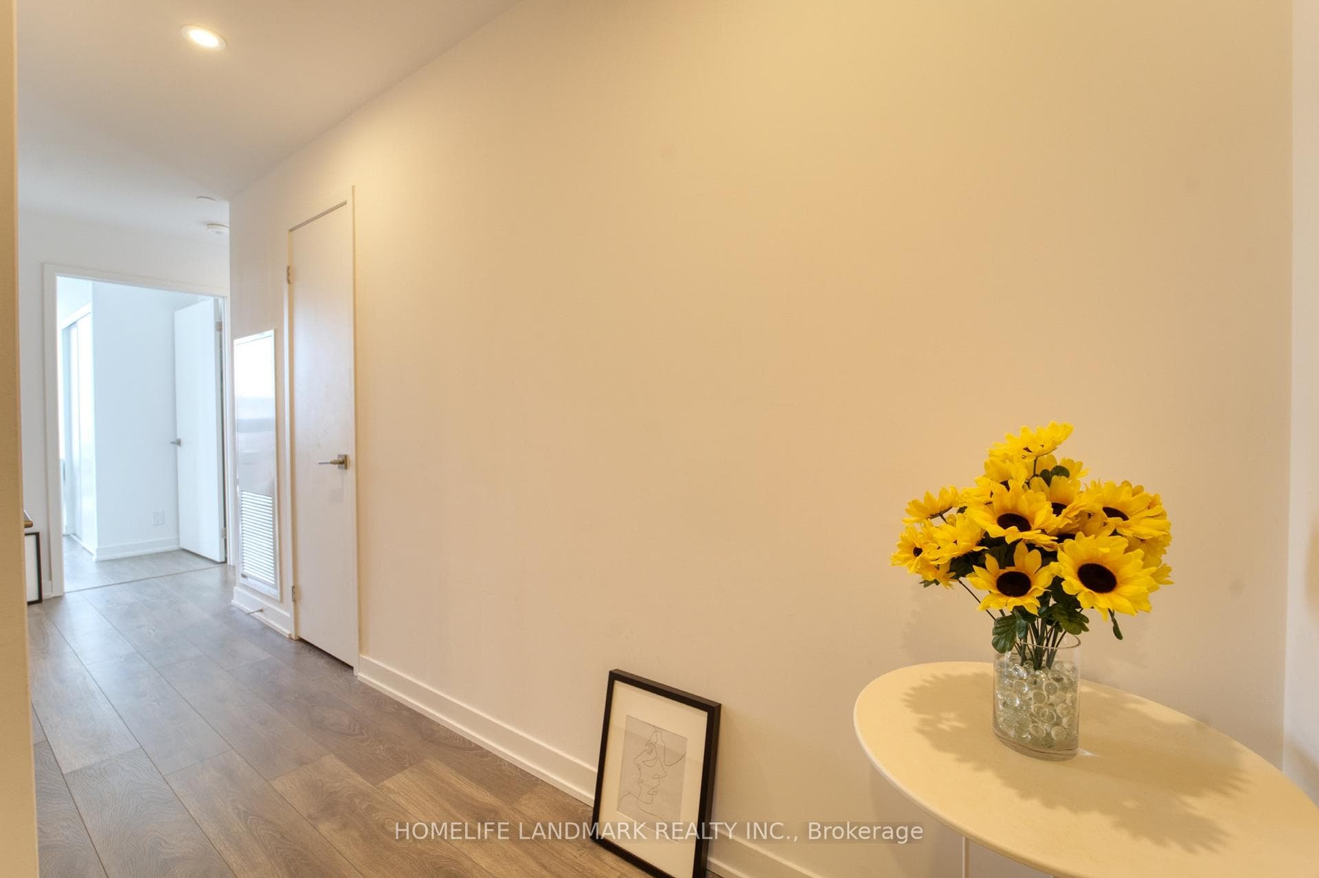 15 HOLMES Avenue Unit 2808 photo 3