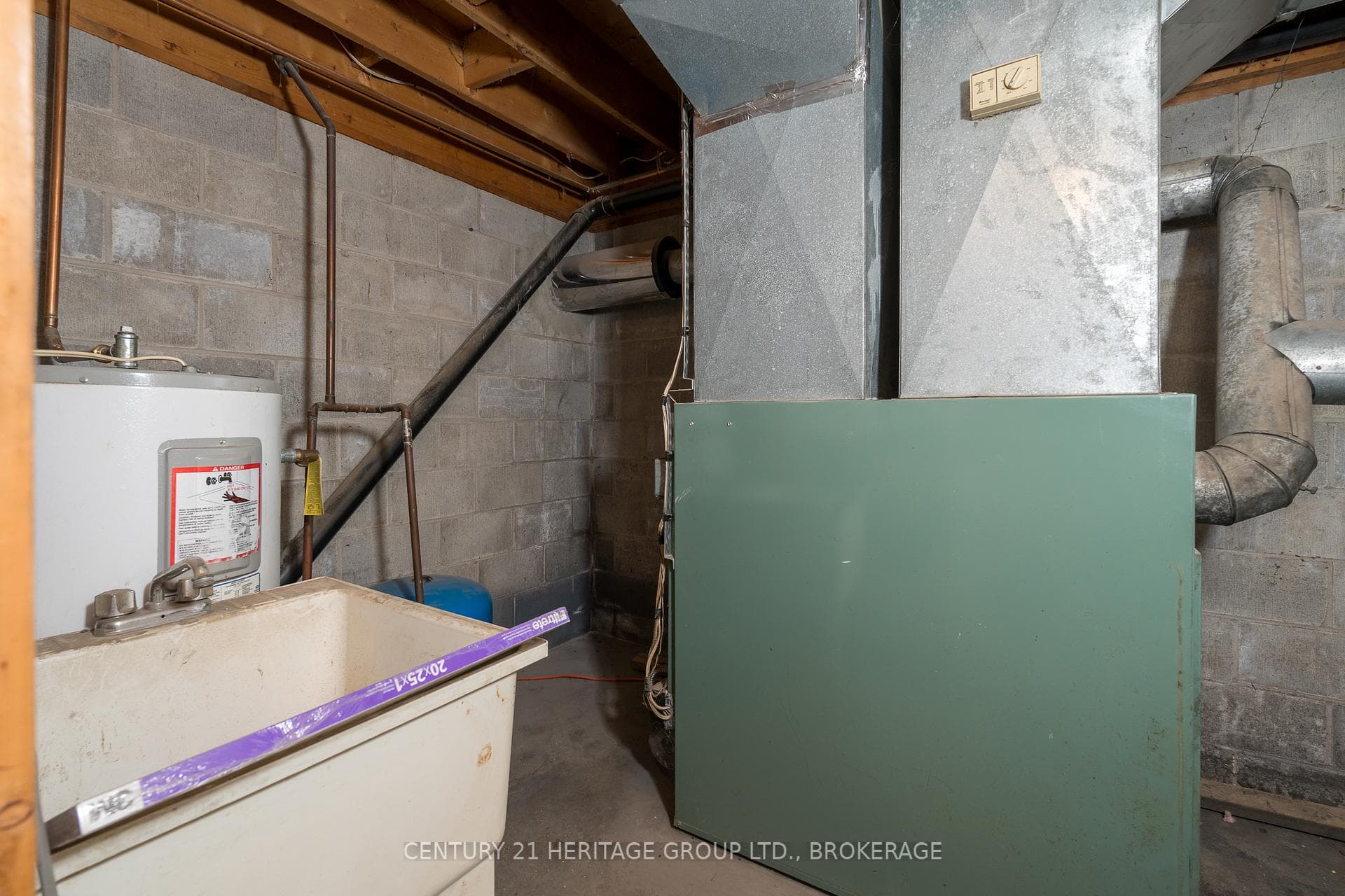 19 McCrea Court photo 28