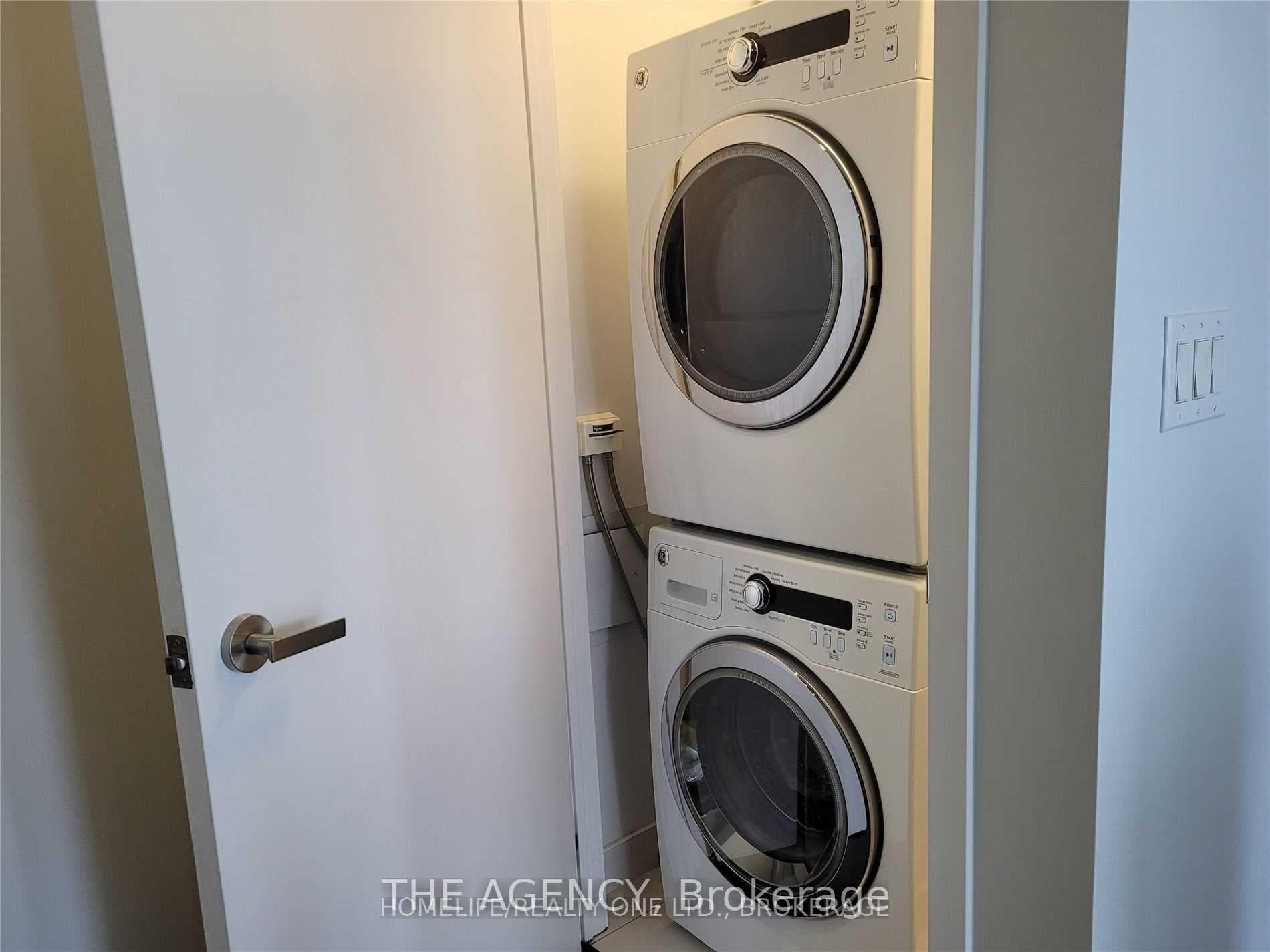 55 Regent Park Boulevard Unit 706 photo 9