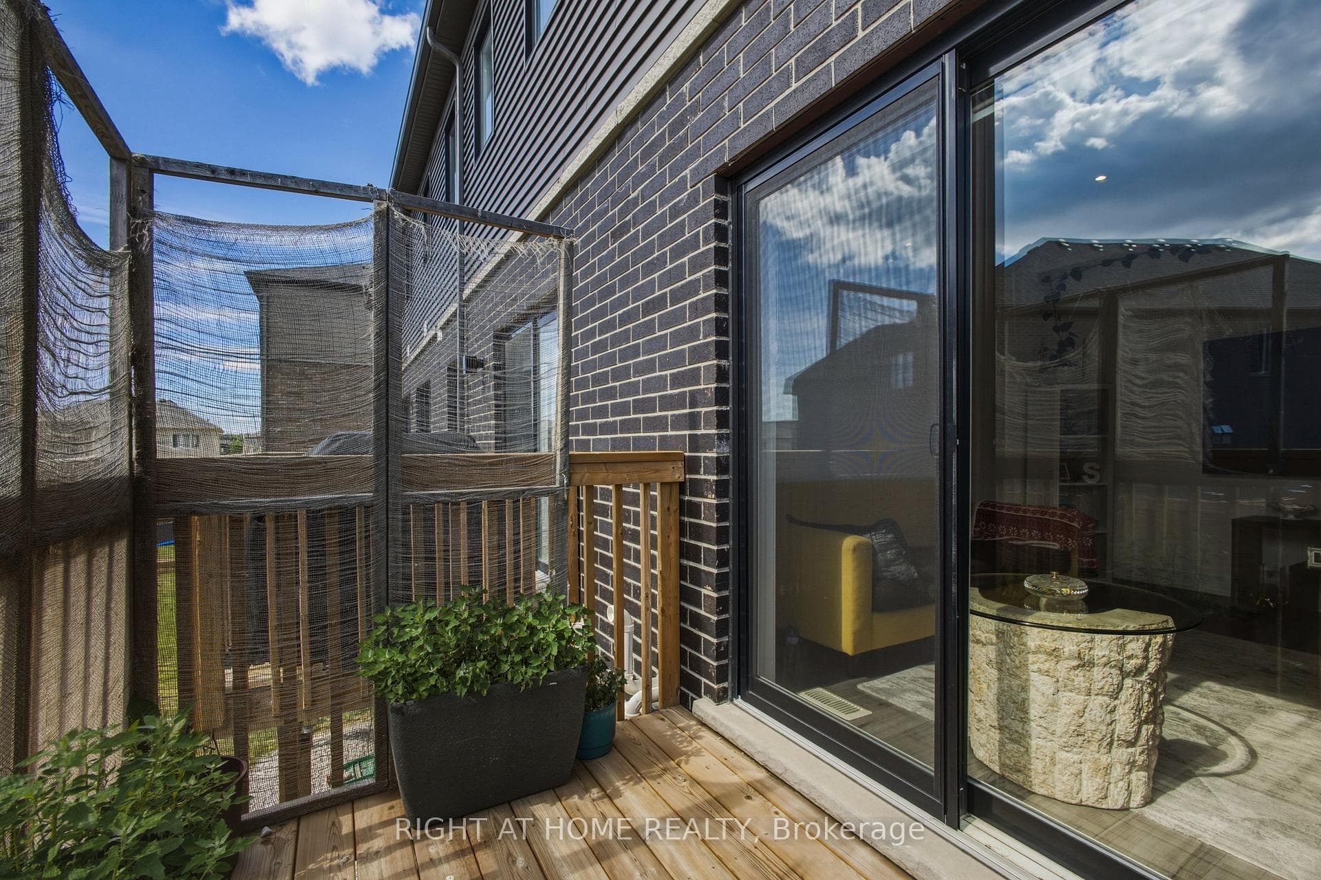 15 Hay Lane photo 27