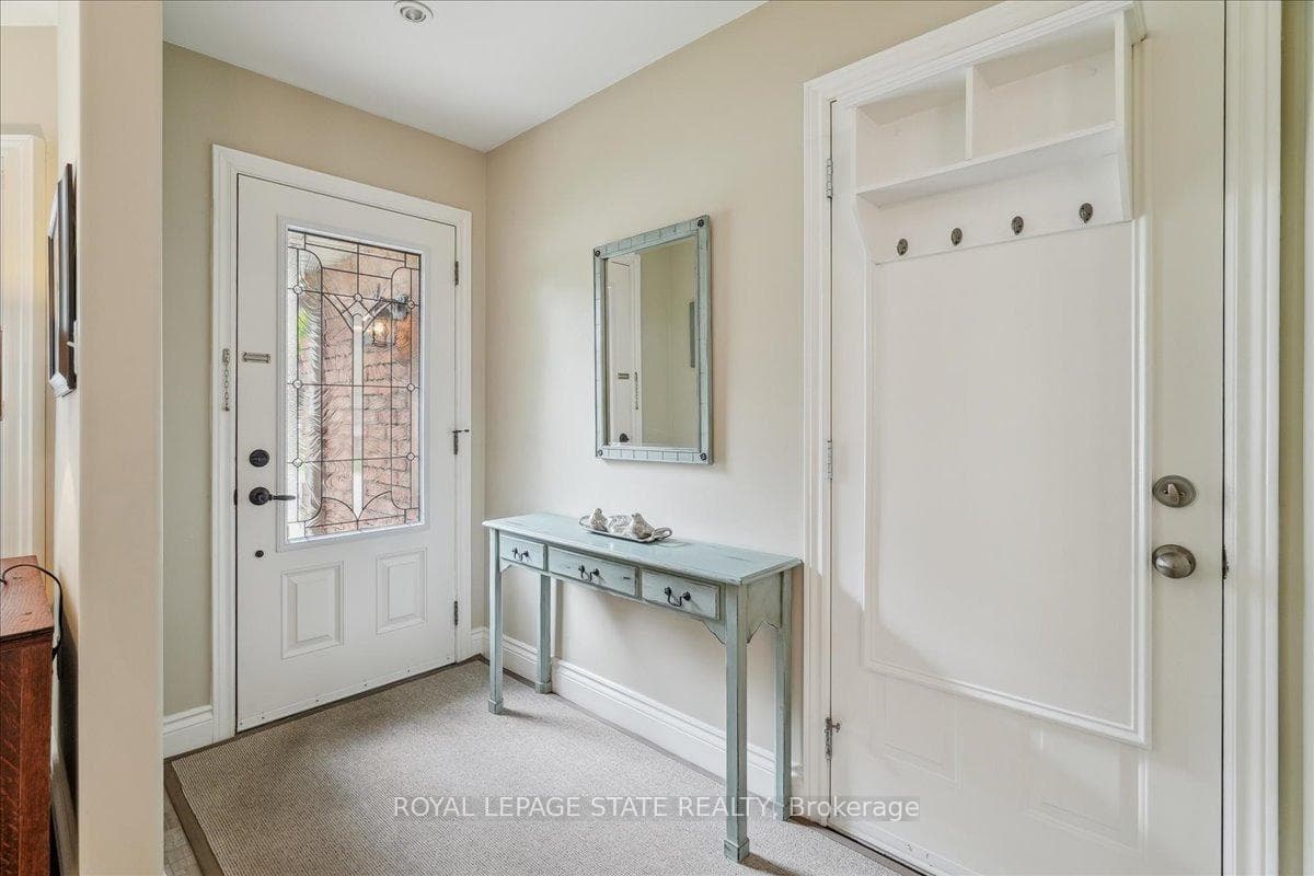 51 Glenhollow Drive photo 8