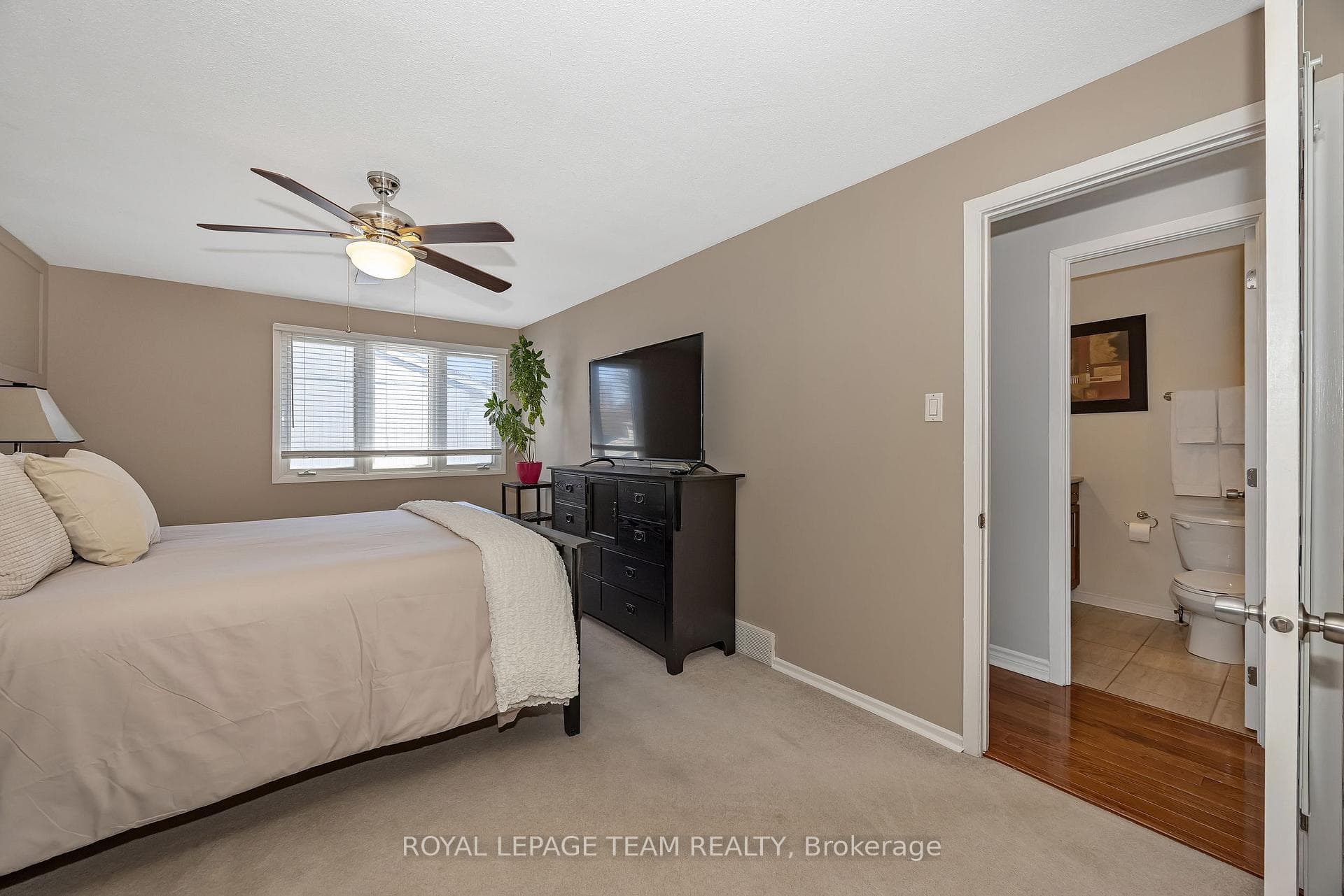 18 Benlea Drive Unit C photo 24