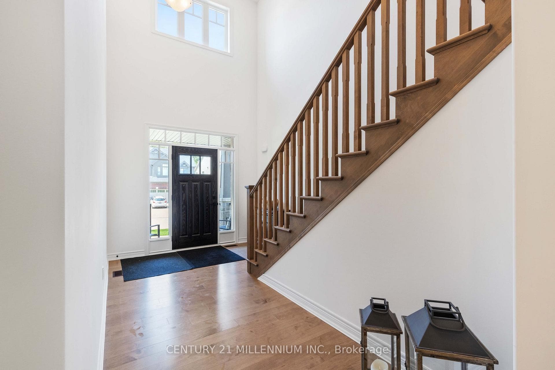 135 Plewes Drive photo 6