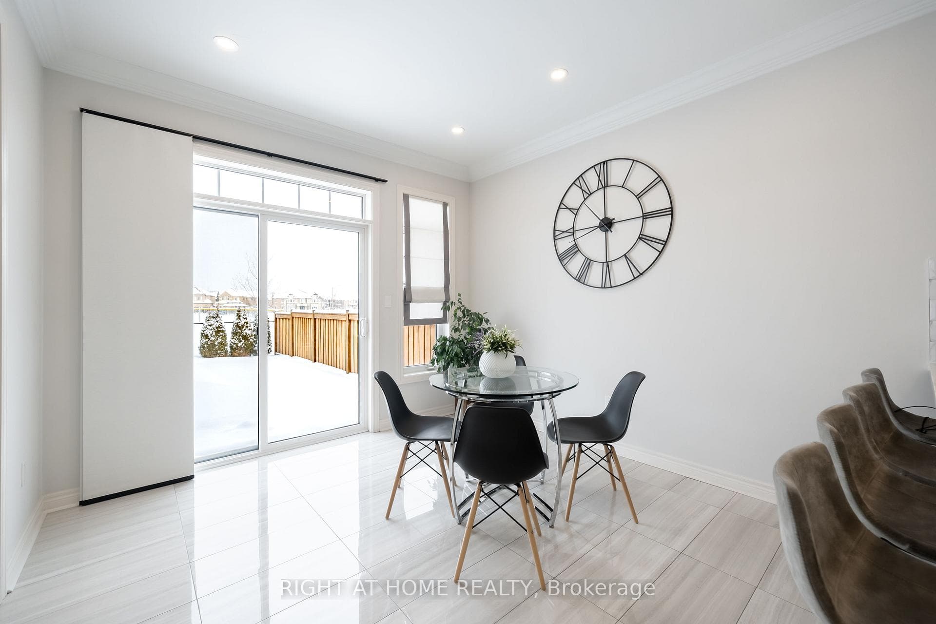 12 Tupling Street photo 16