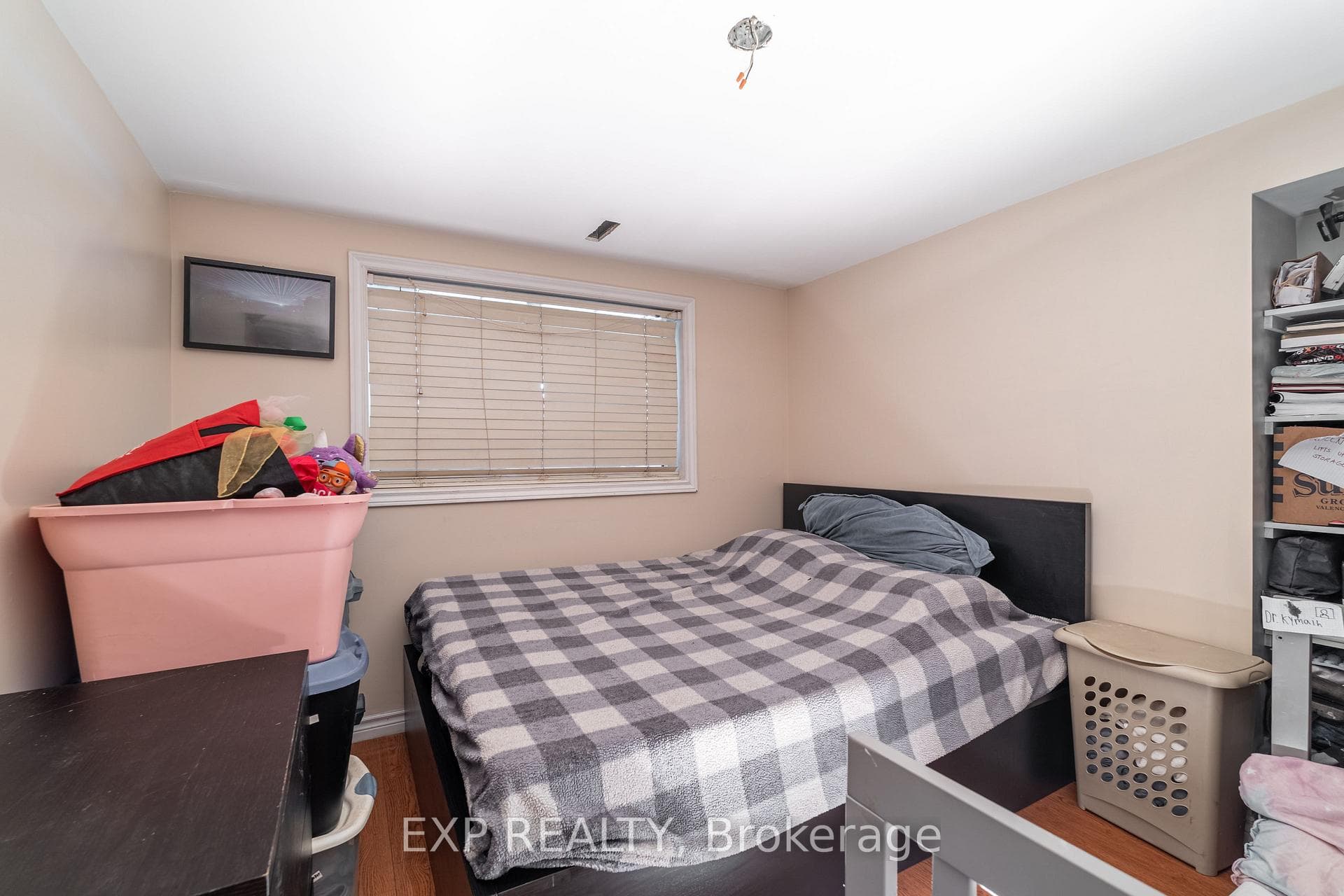 12 Empson Court photo 25
