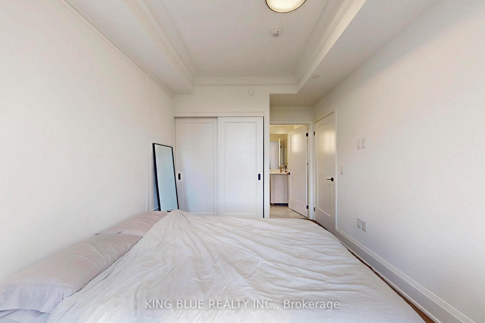123 Portland Street Unit 701 photo 18
