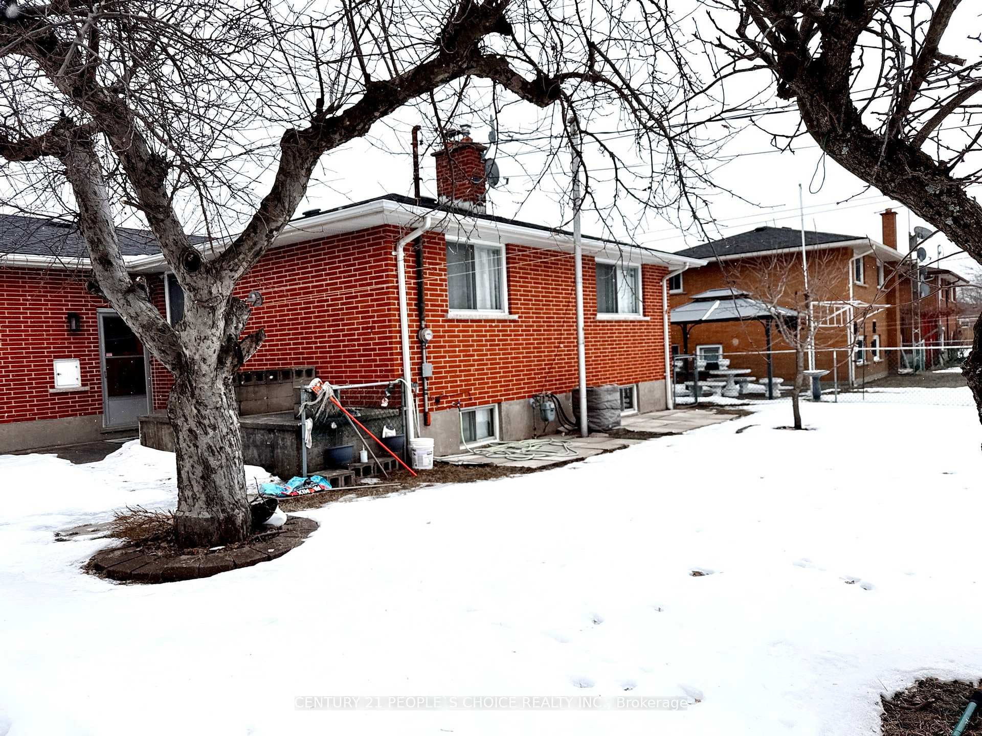 11 St Charles Drive photo 25
