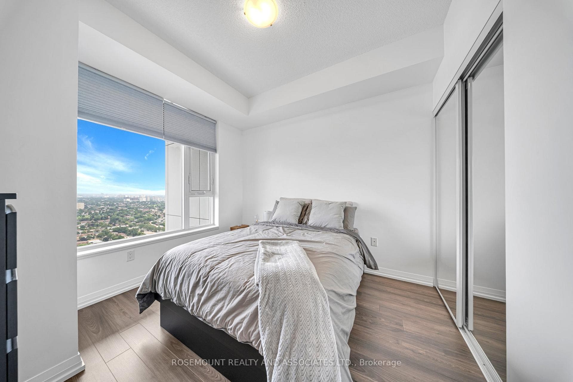 55 Ann O'reilly Road Unit 3401 photo 18