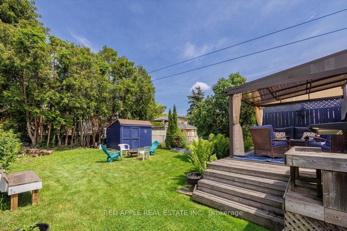 159 Britannia Avenue photo 33