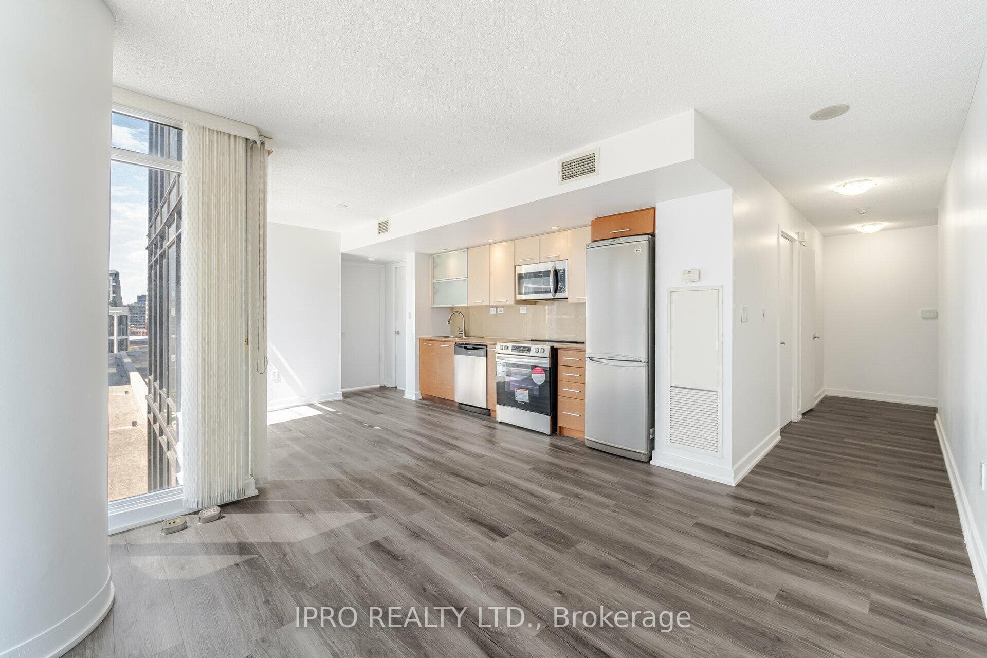 8 Telegram Mews Unit 1109 photo 9
