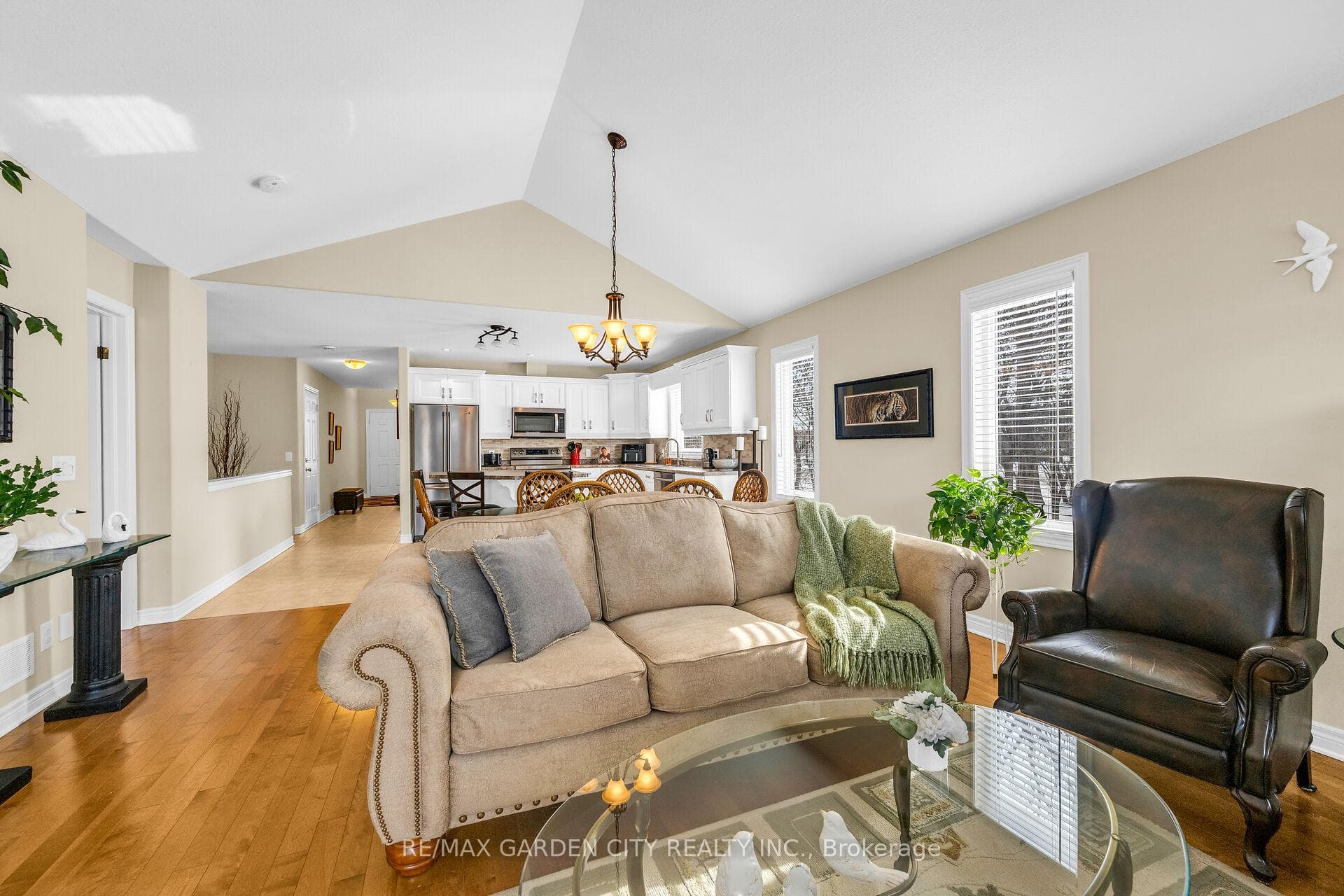 603 WELLAND Avenue Unit 16 photo 19