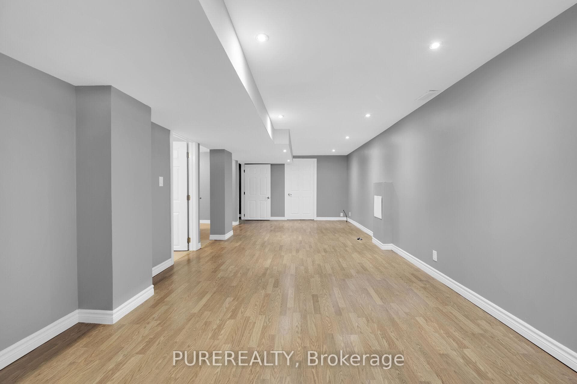 7 Byrne Boulevard photo 32