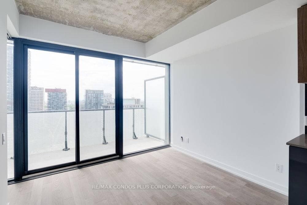 161 Roehampton Avenue Unit 3512 photo 21