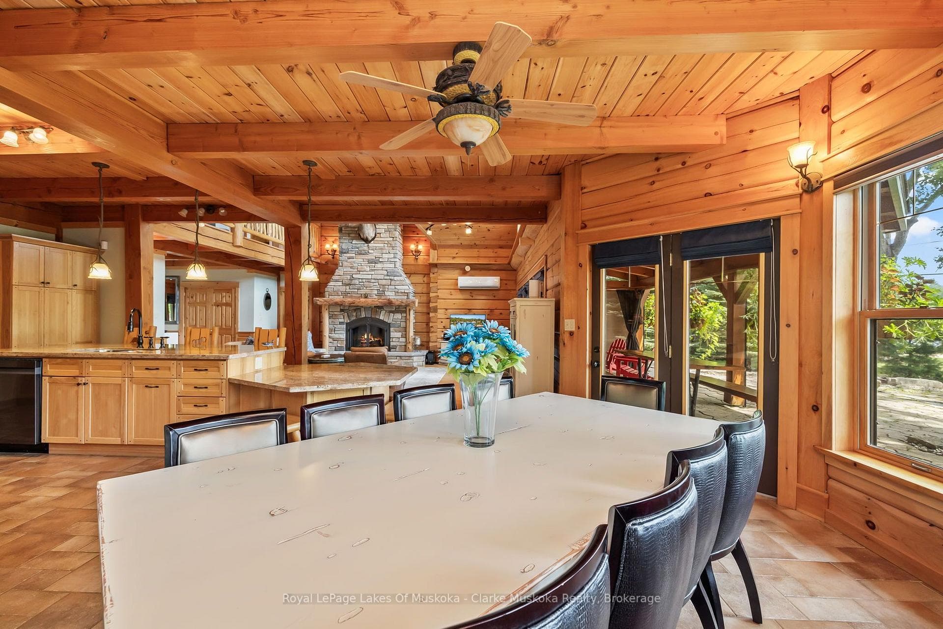 1040 7TH HEAVEN Lane photo 15