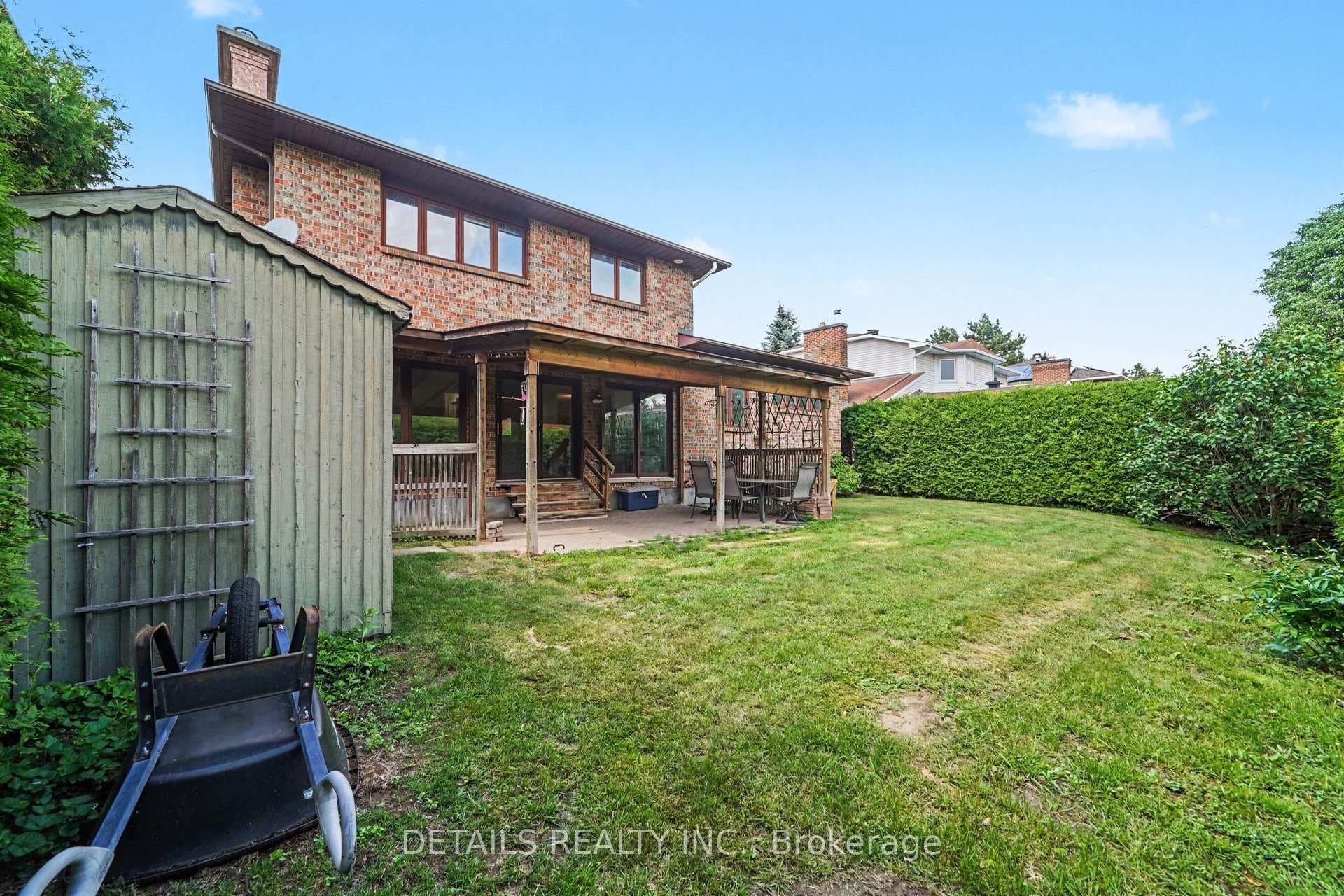152 Foxfield Drive photo 34