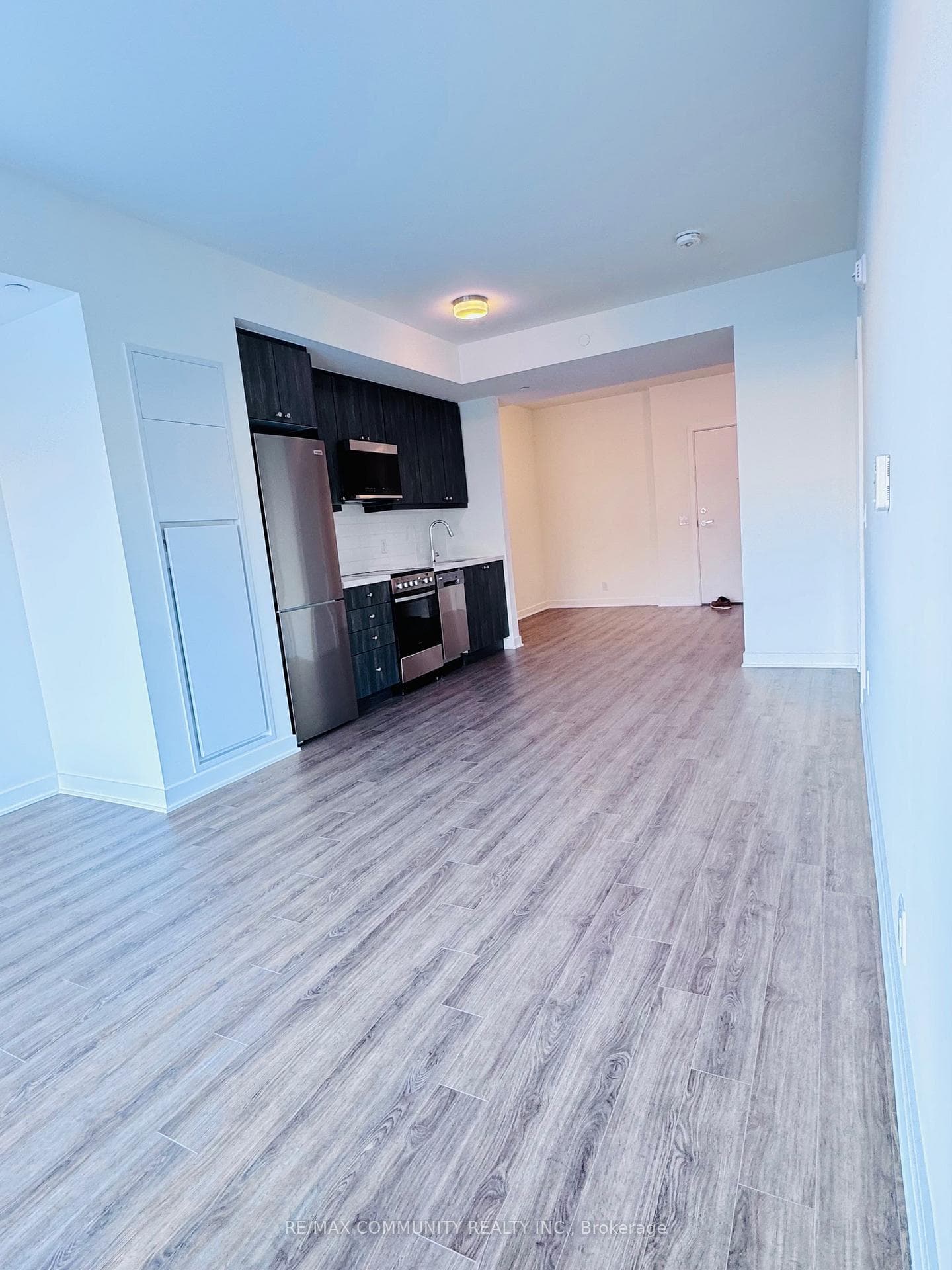 51 Clarington Boulevard Unit 212 photo 15