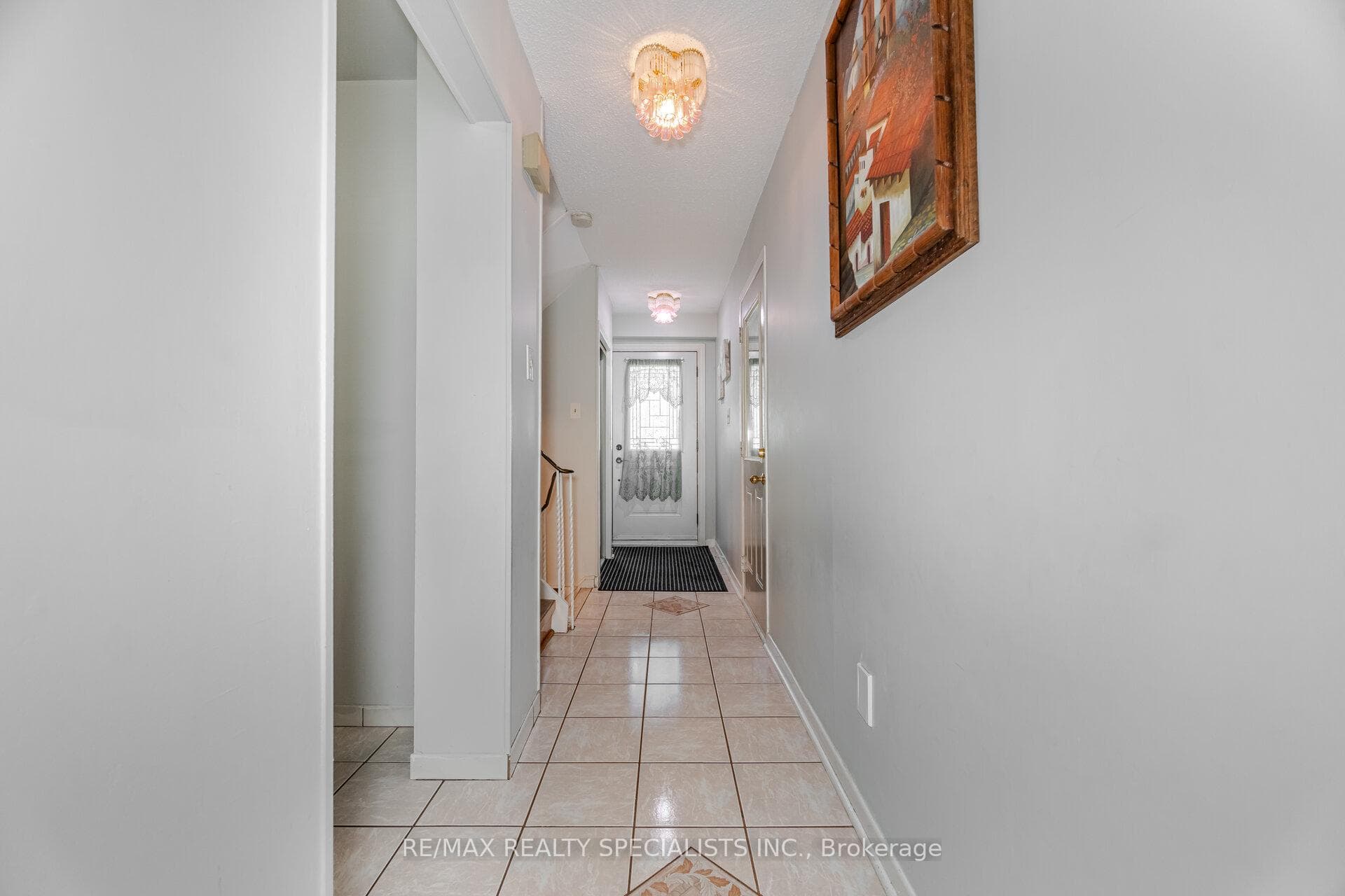3340 Tallmast Crescent photo 3