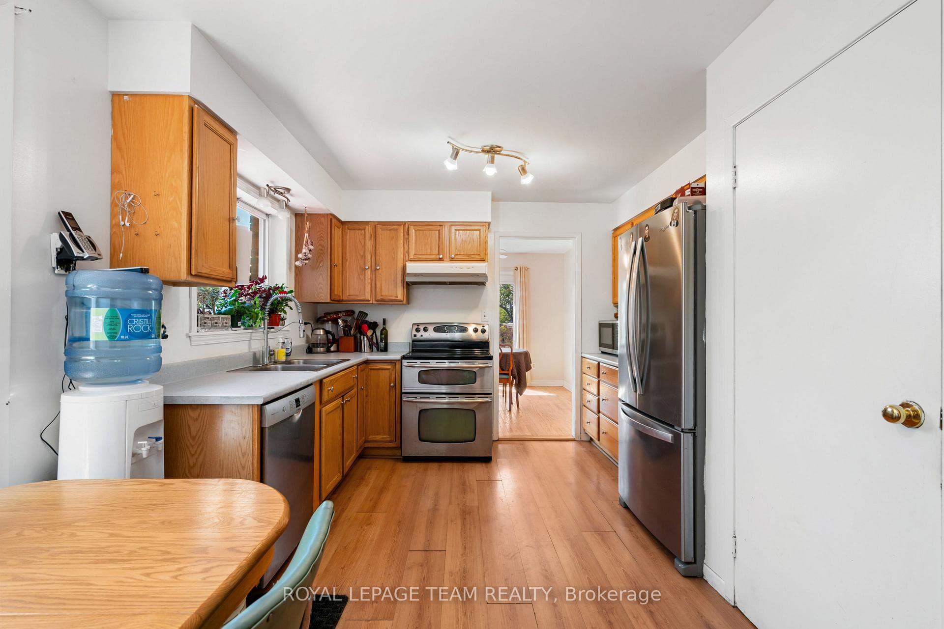 5687 Cherry Street photo 13