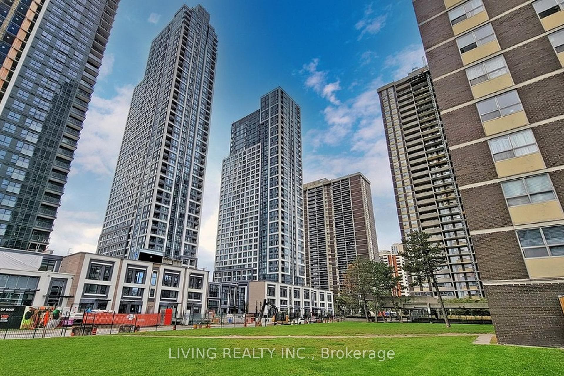 5 Mabelle Avenue Unit 1130 photo 1