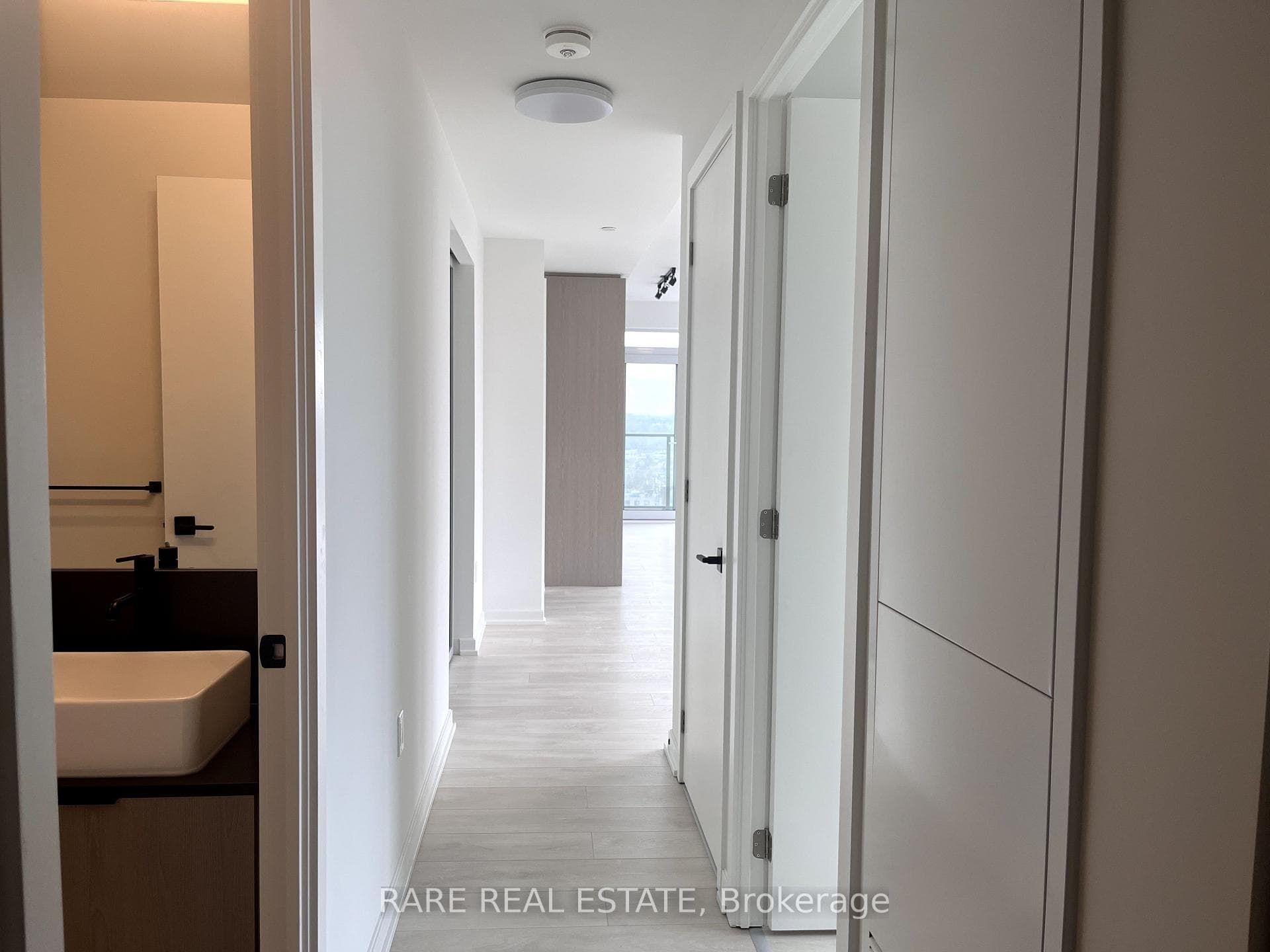 1285 Dupont Street Unit 2704 photo 17