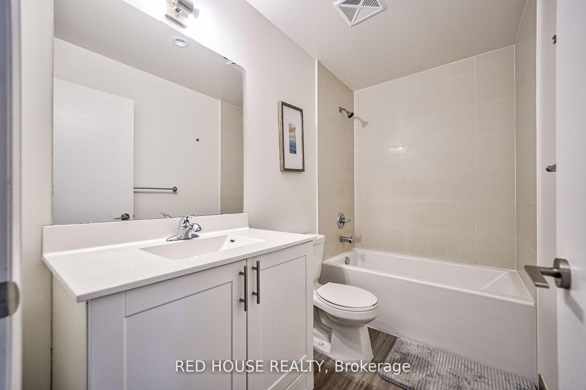 55 Ann O' Reilly Road Unit 424 photo 4