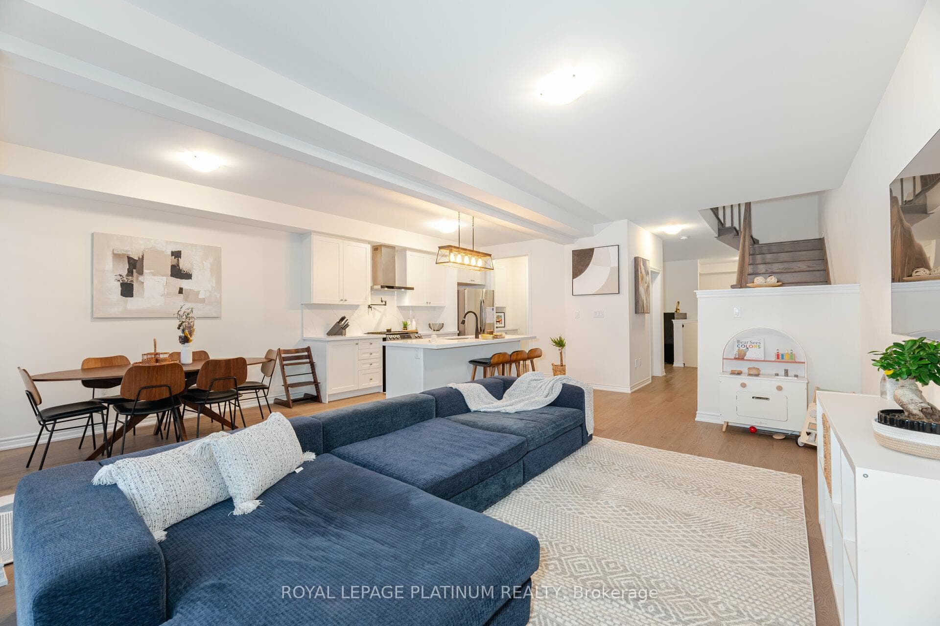 2199 Grainger Loop N/A photo 19