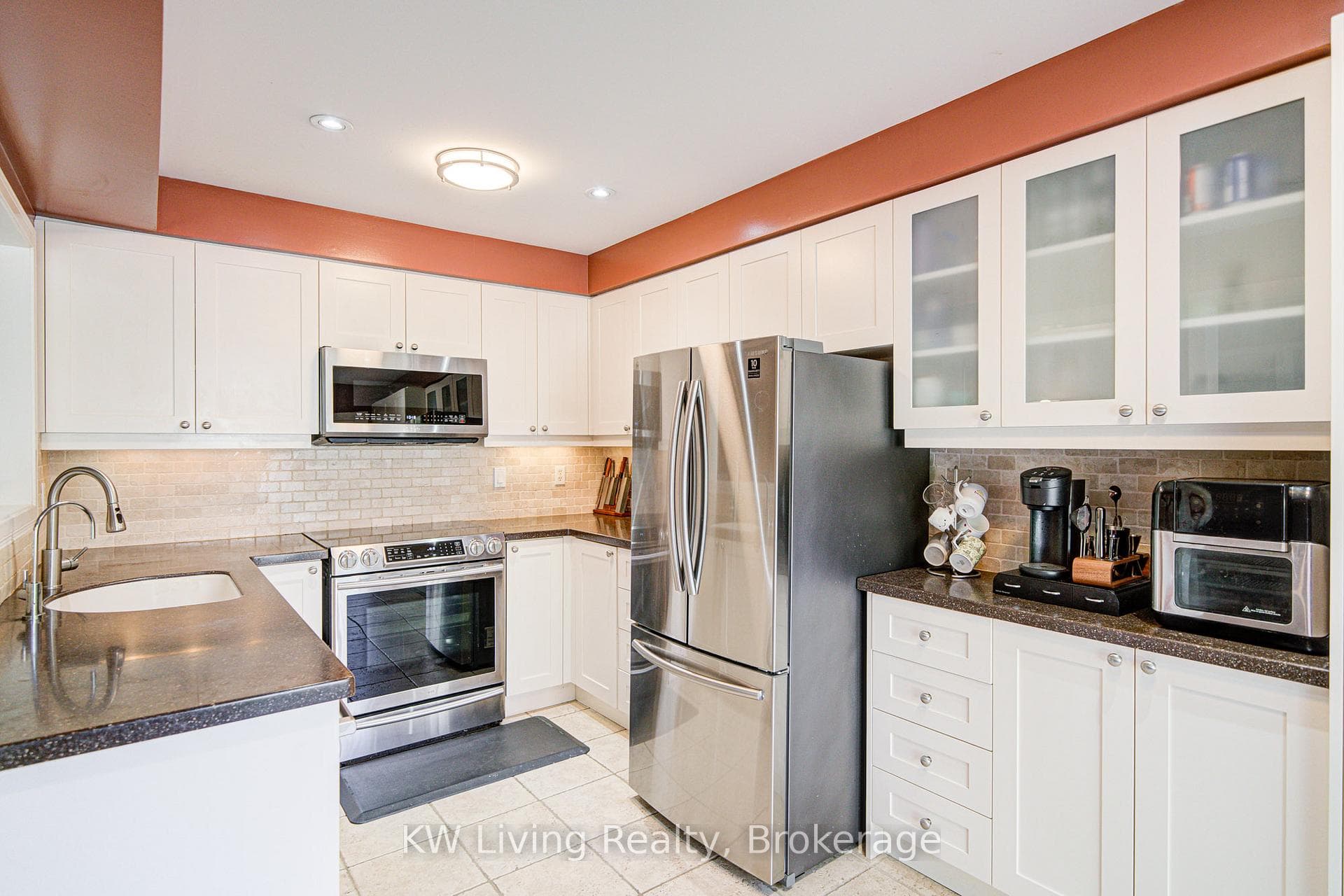 52 Moorefield Drive photo 9
