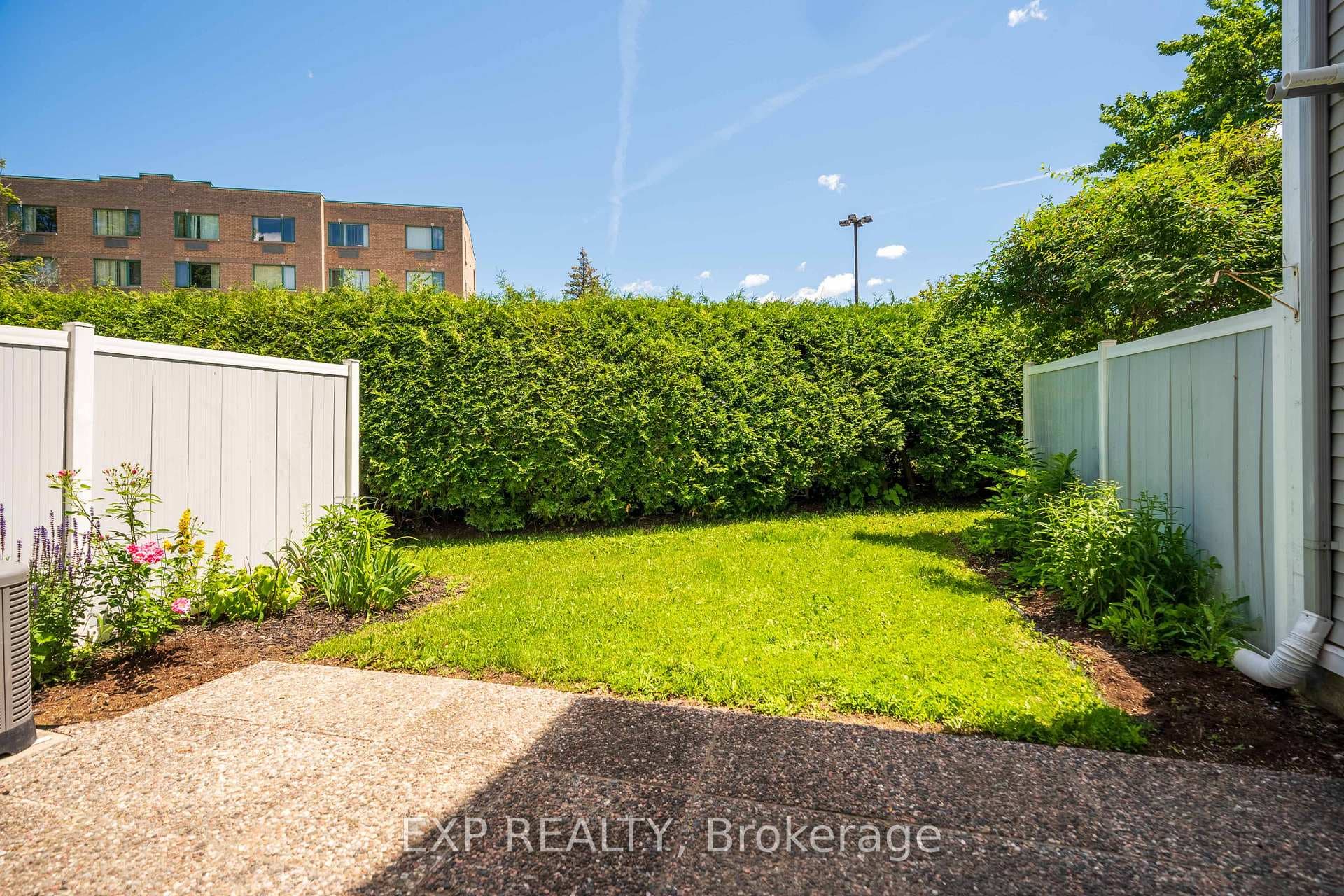 6 Forsyth Lane Unit 29 photo 10