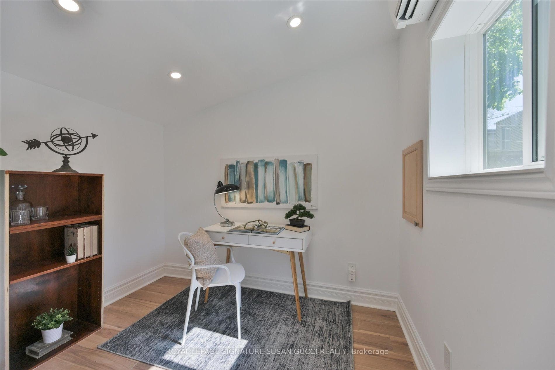 heated/ cooled office space or guest room