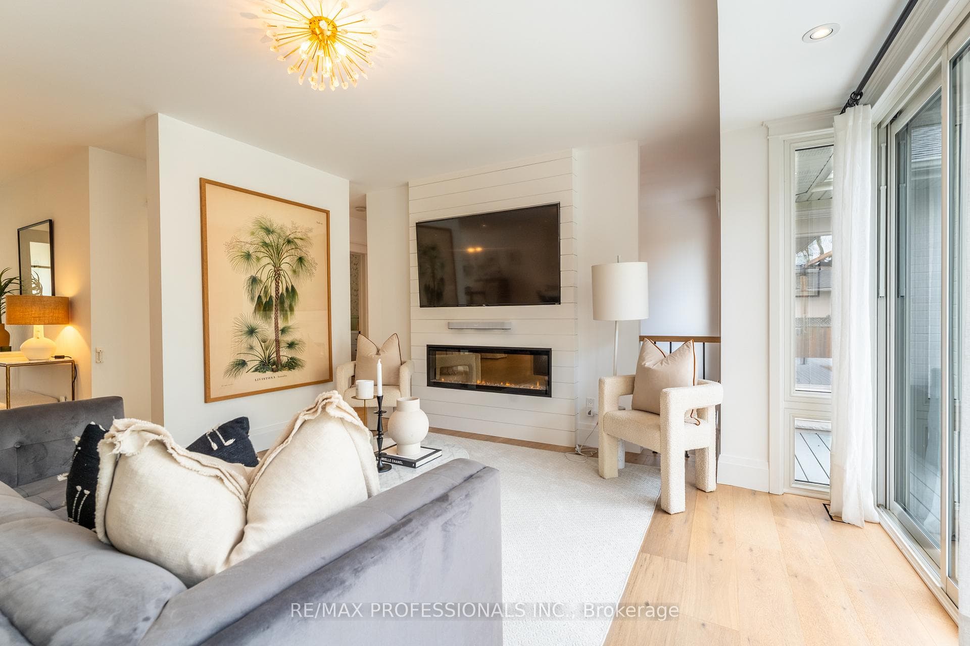 1326 Stanbury Road photo 13