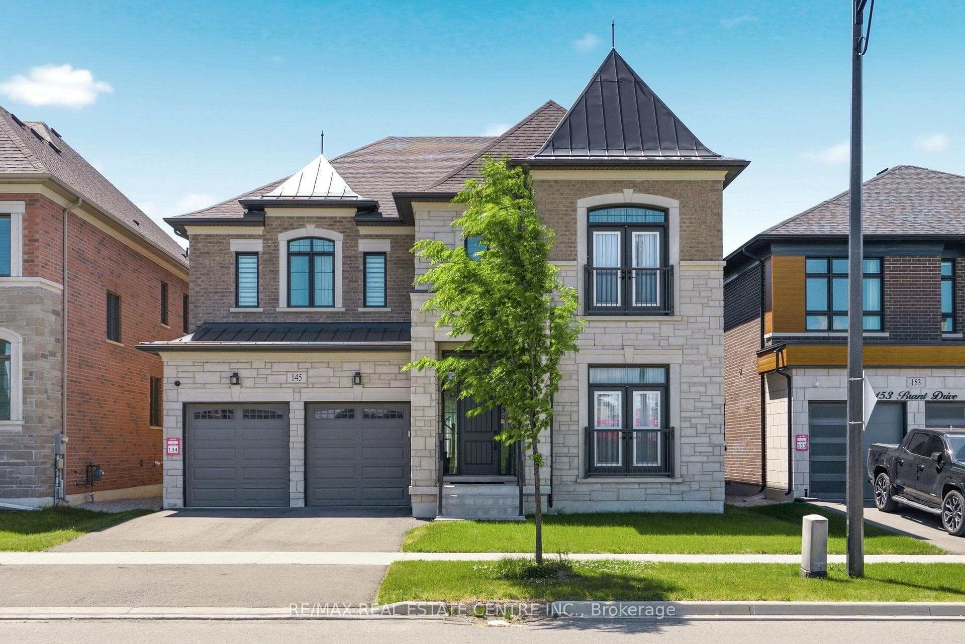 145 Brant Drive photo 3
