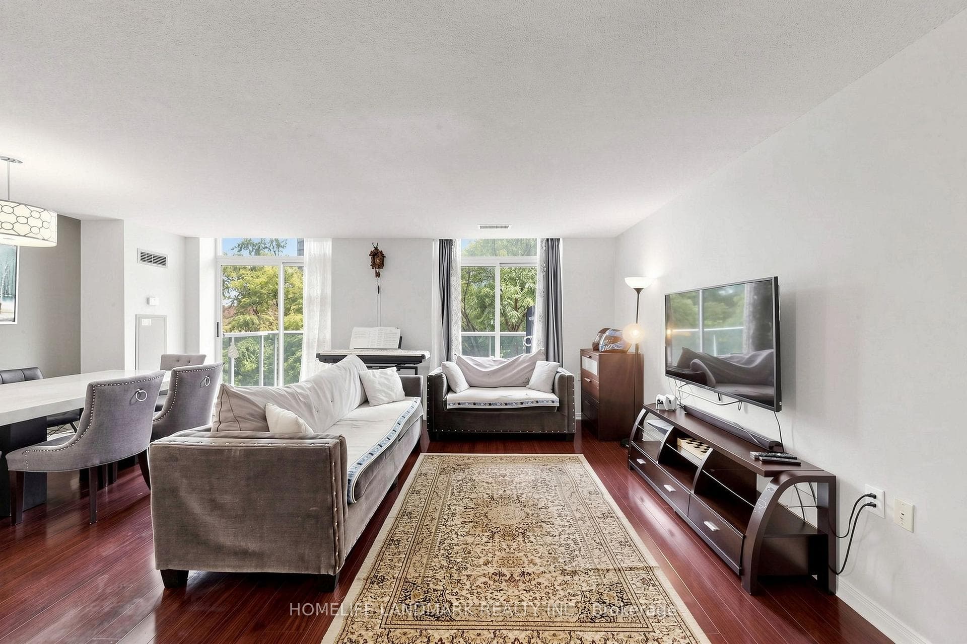 22 Olive Avenue Unit 312 photo 2