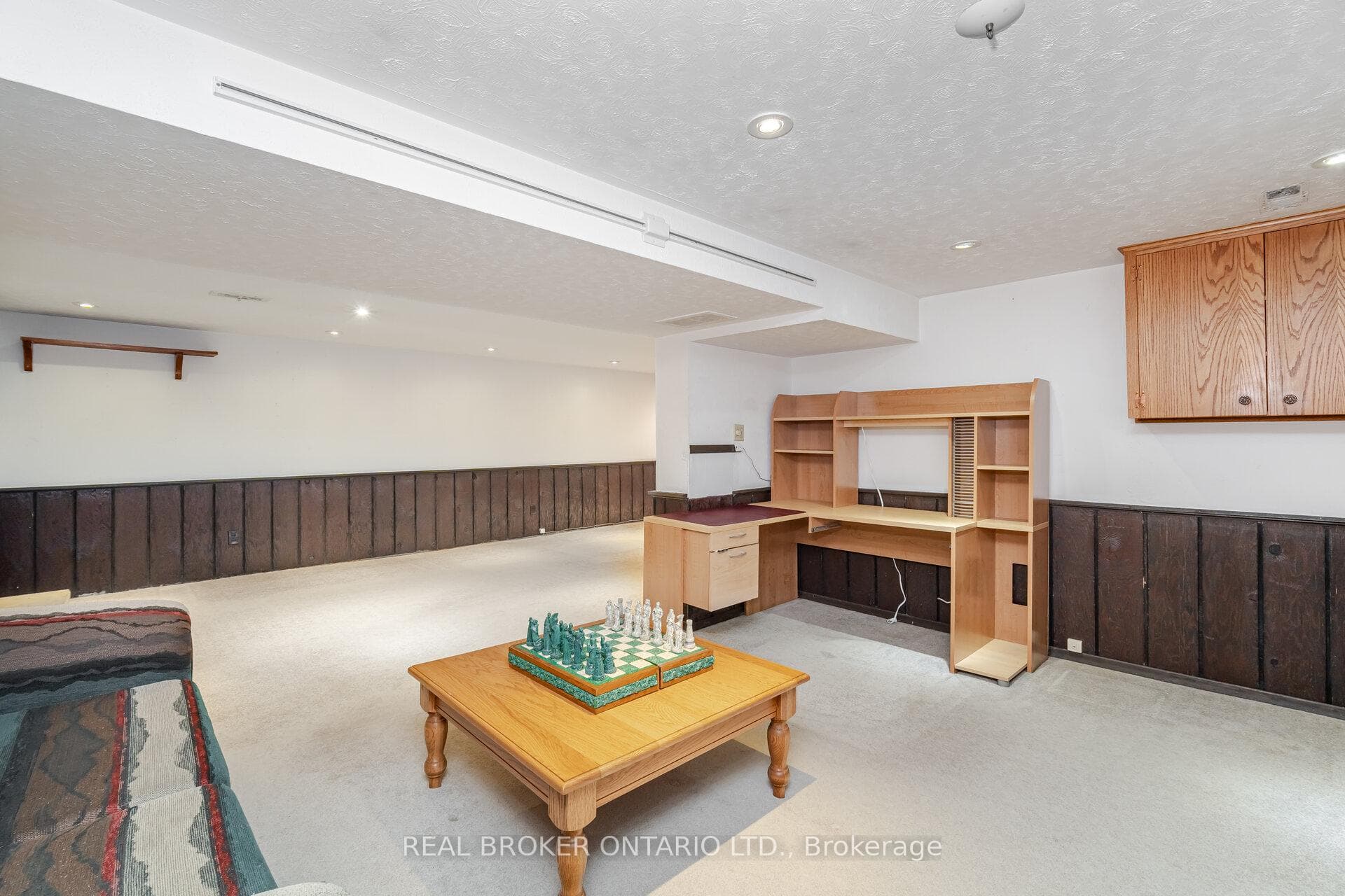 28 Parkview Place photo 35