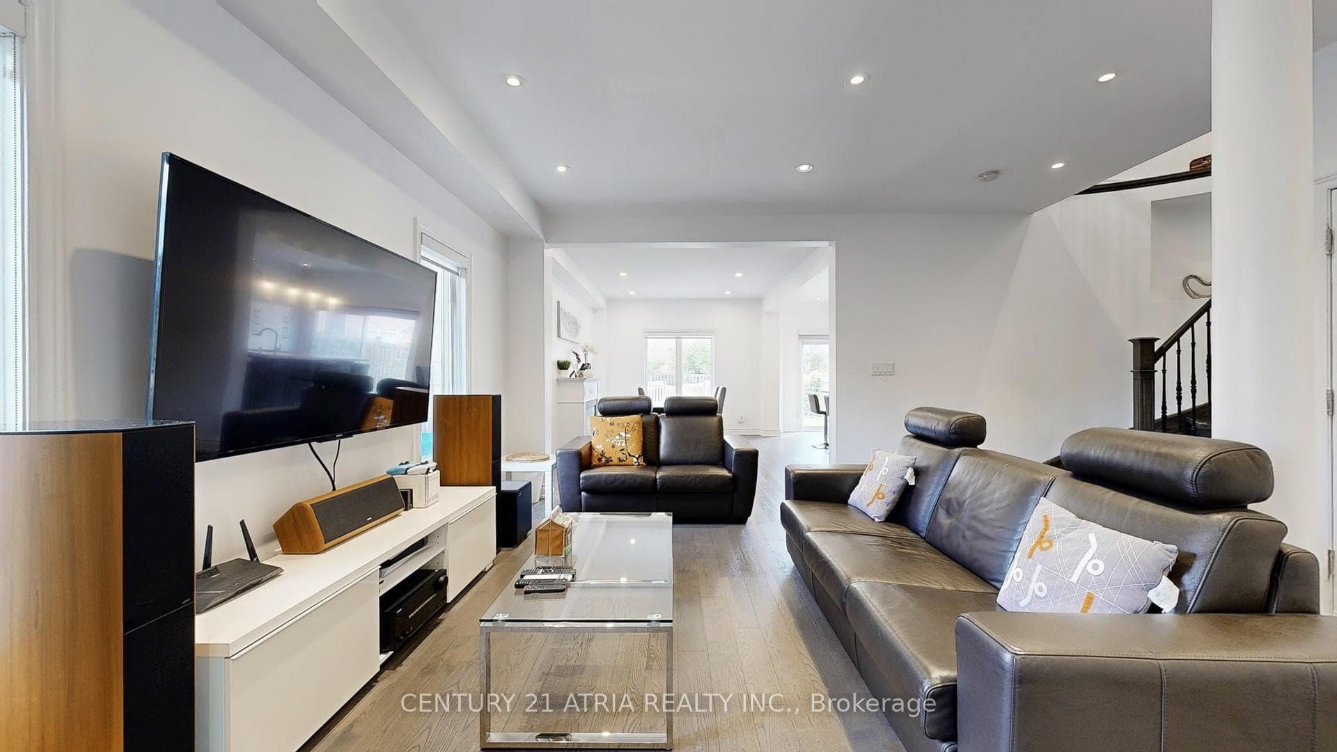57 Melbourne Drive photo 3