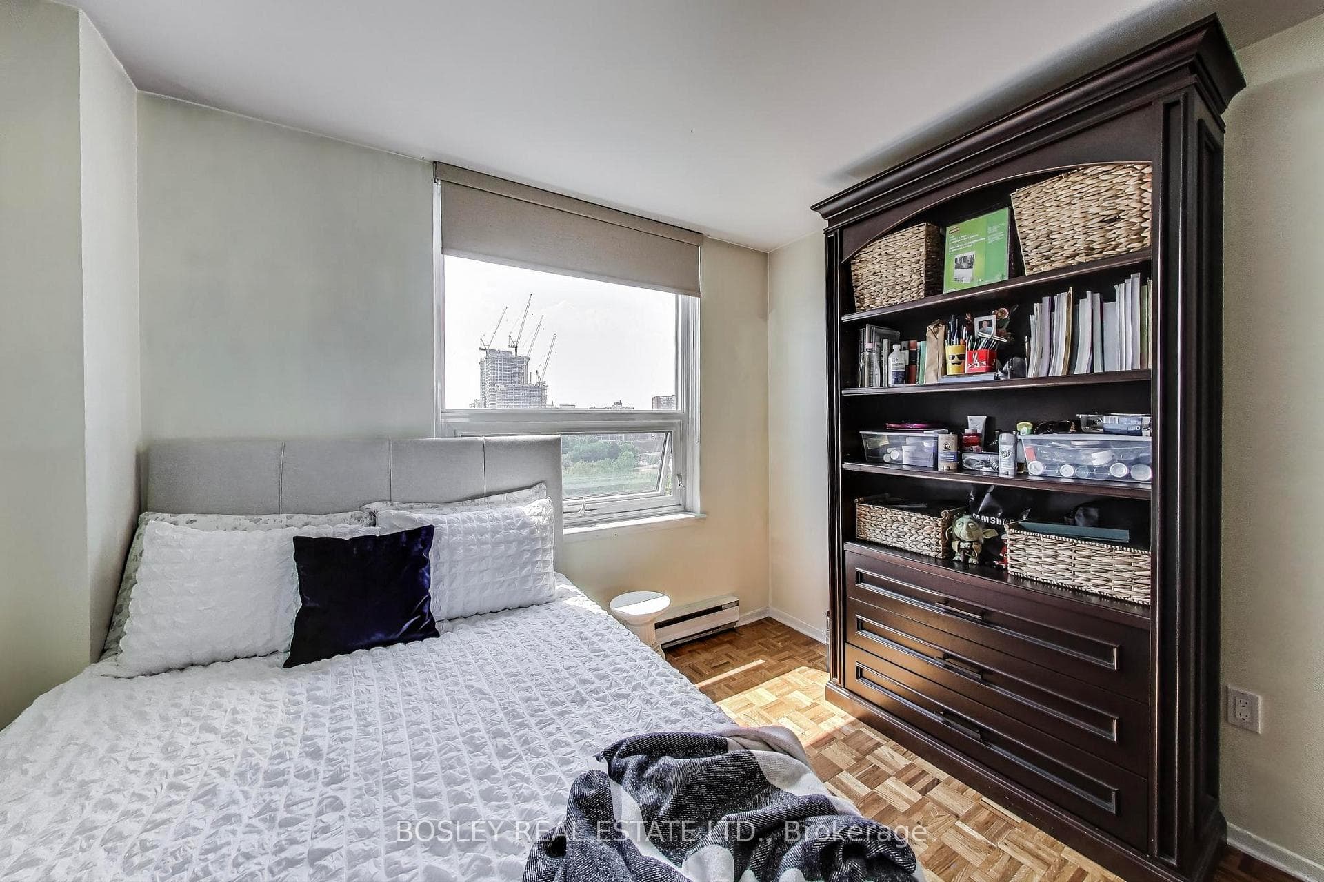 61 Richview Road Unit 1409 photo 21