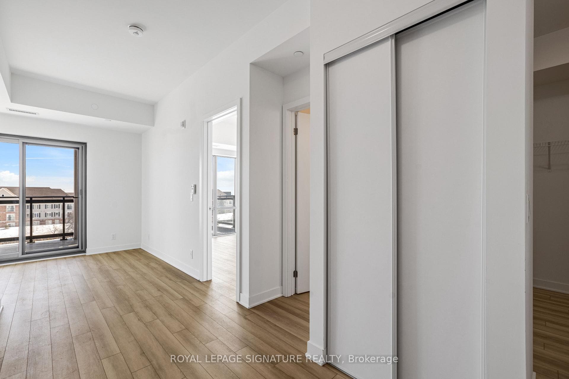 51 Clarington Boulevard Unit 430 photo 10