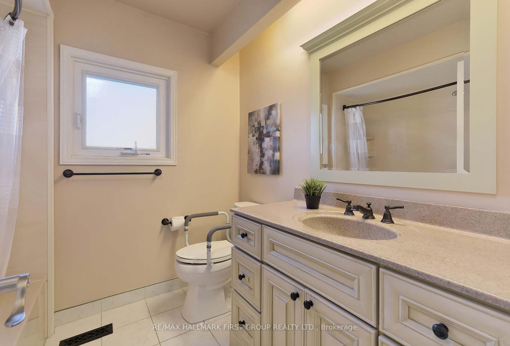 1167 Pebblestone Crescent photo 21