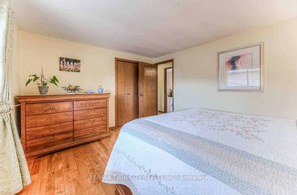 45 Nipigon Street photo 19