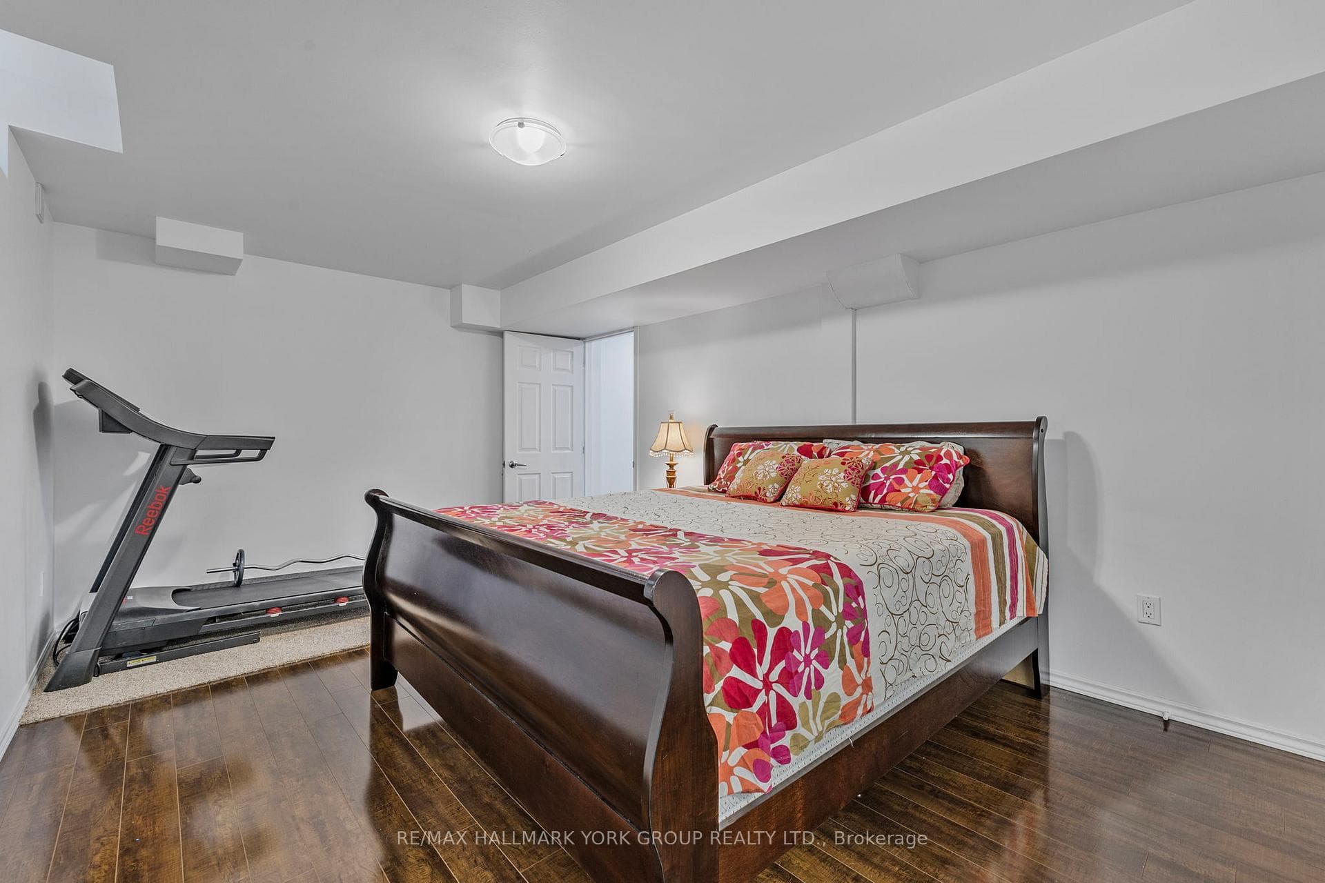 240 Borealis Avenue photo 31