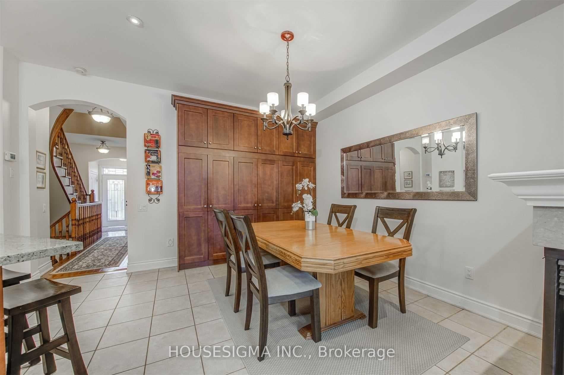 244 Tawny Crescent photo 11