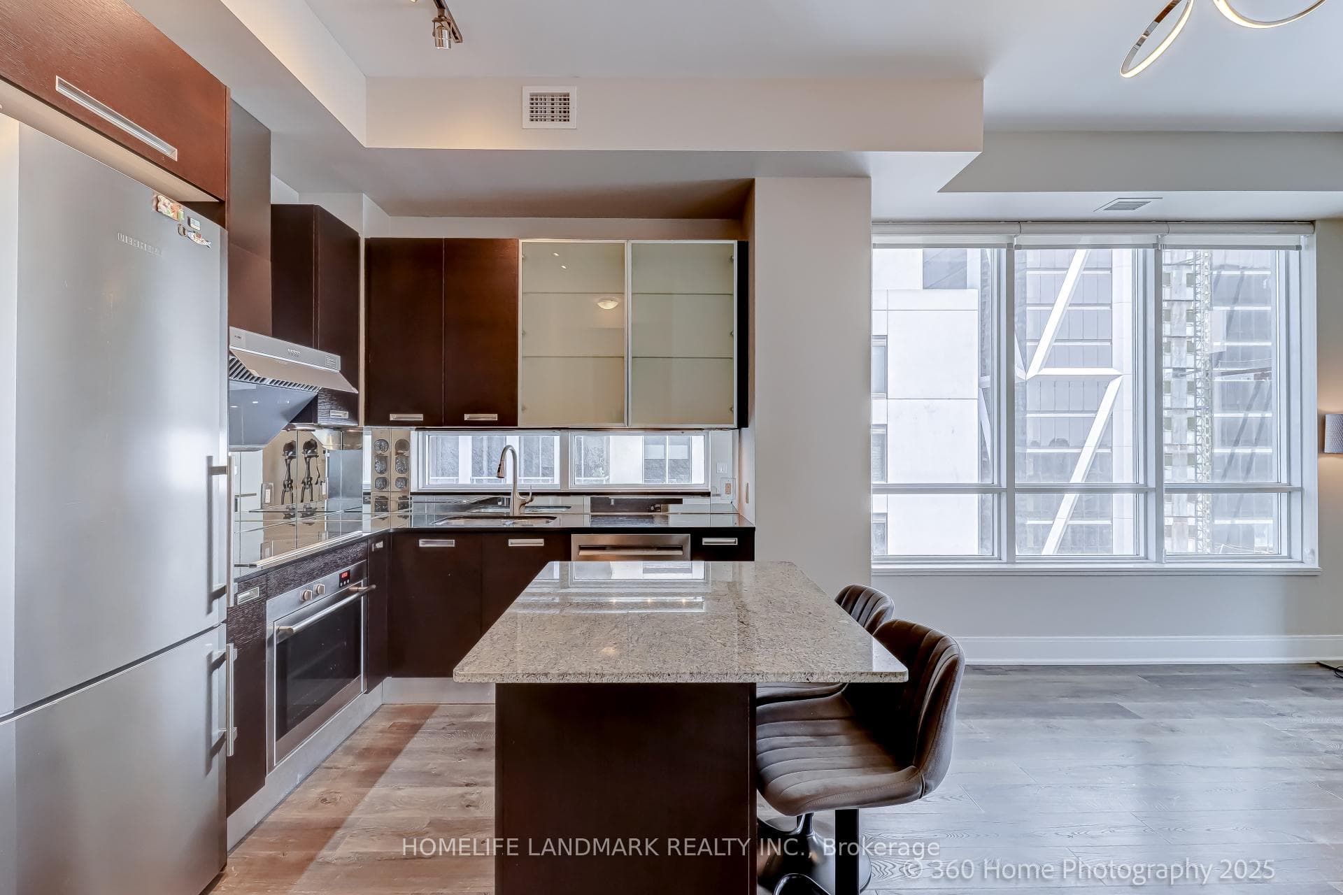 21 Balmuto Street Unit 2801 photo 2