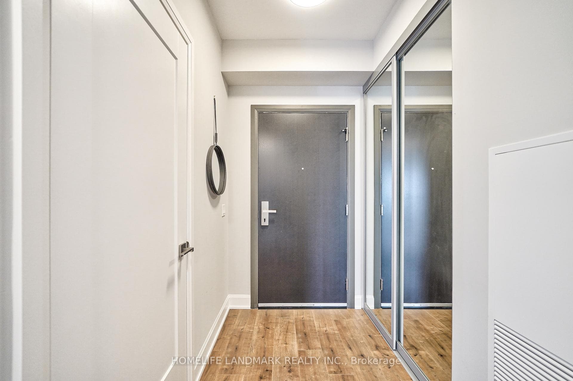38 WATER WALK Drive Unit 1707 photo 4